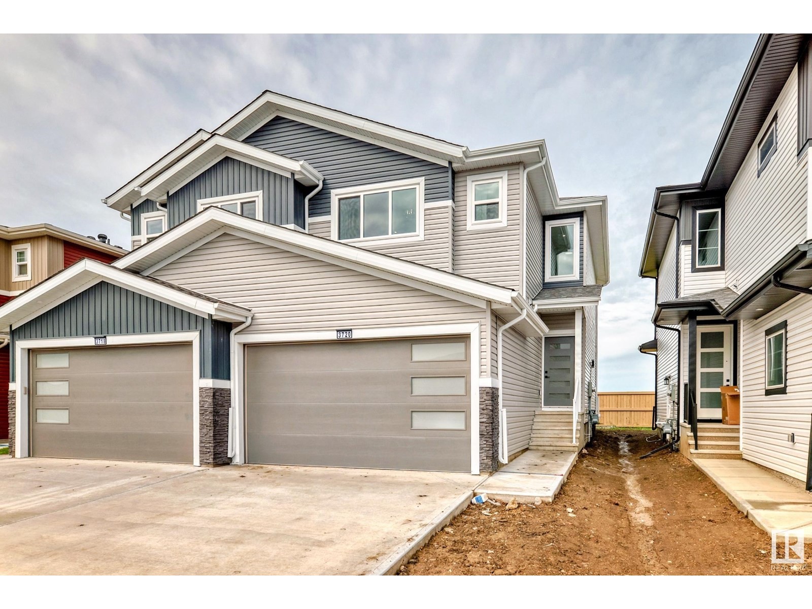 












3720 67 ST

,
Beaumont,




Alberta
T4X0G6

