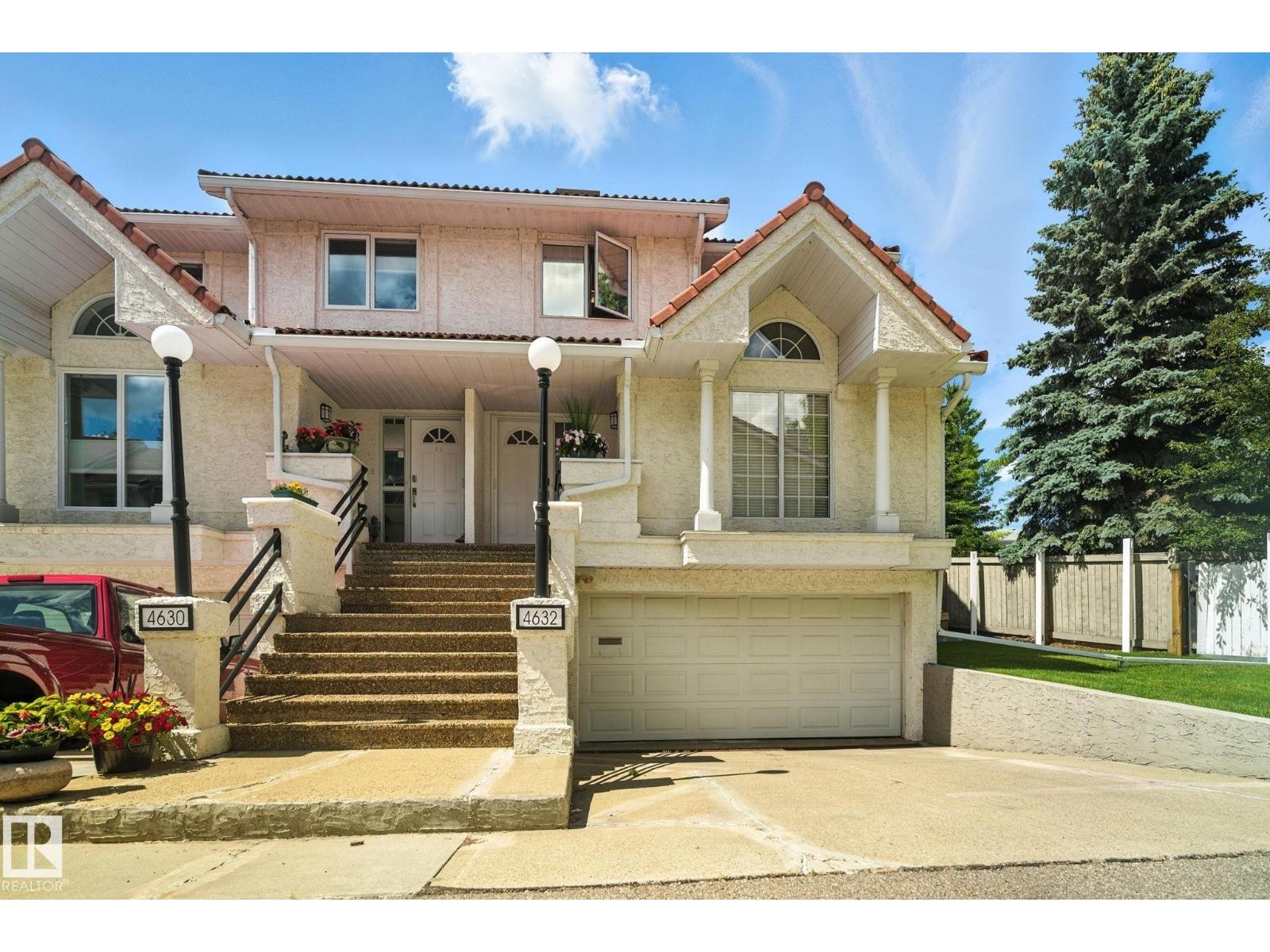 












4632 151 ST NW

,
Edmonton,




Alberta
T6H5N8

