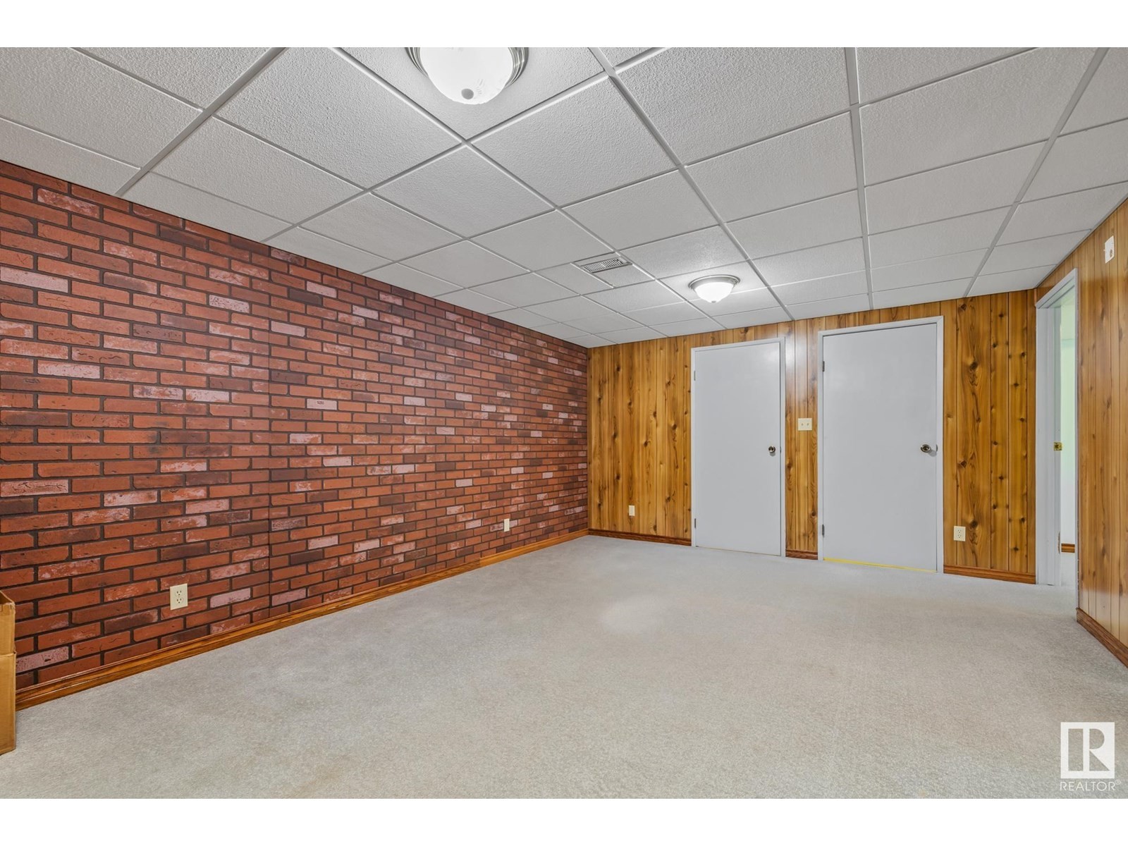 












35 ANDREW CR

,
St. Albert,




Alberta
T8N2V2


