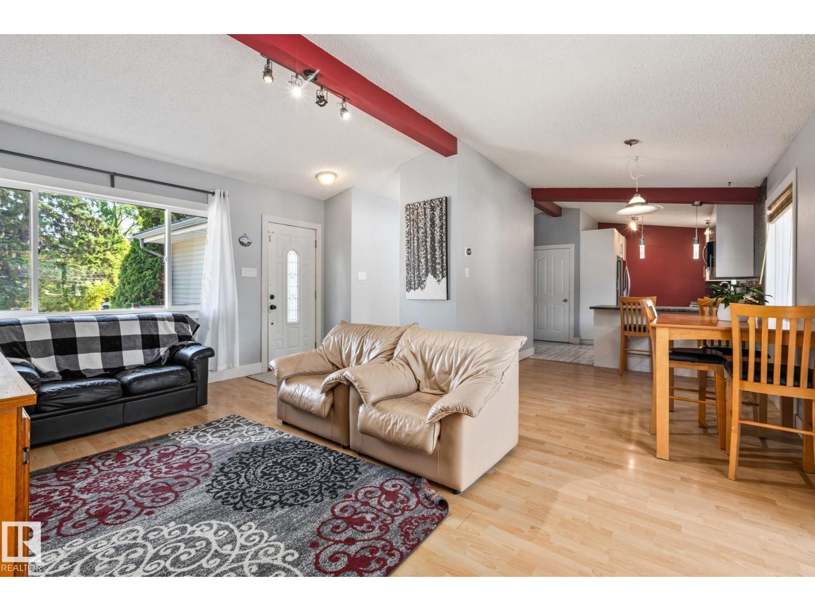 












13 GRANTHAM PL

,
St. Albert,




Alberta
T8N0W8

