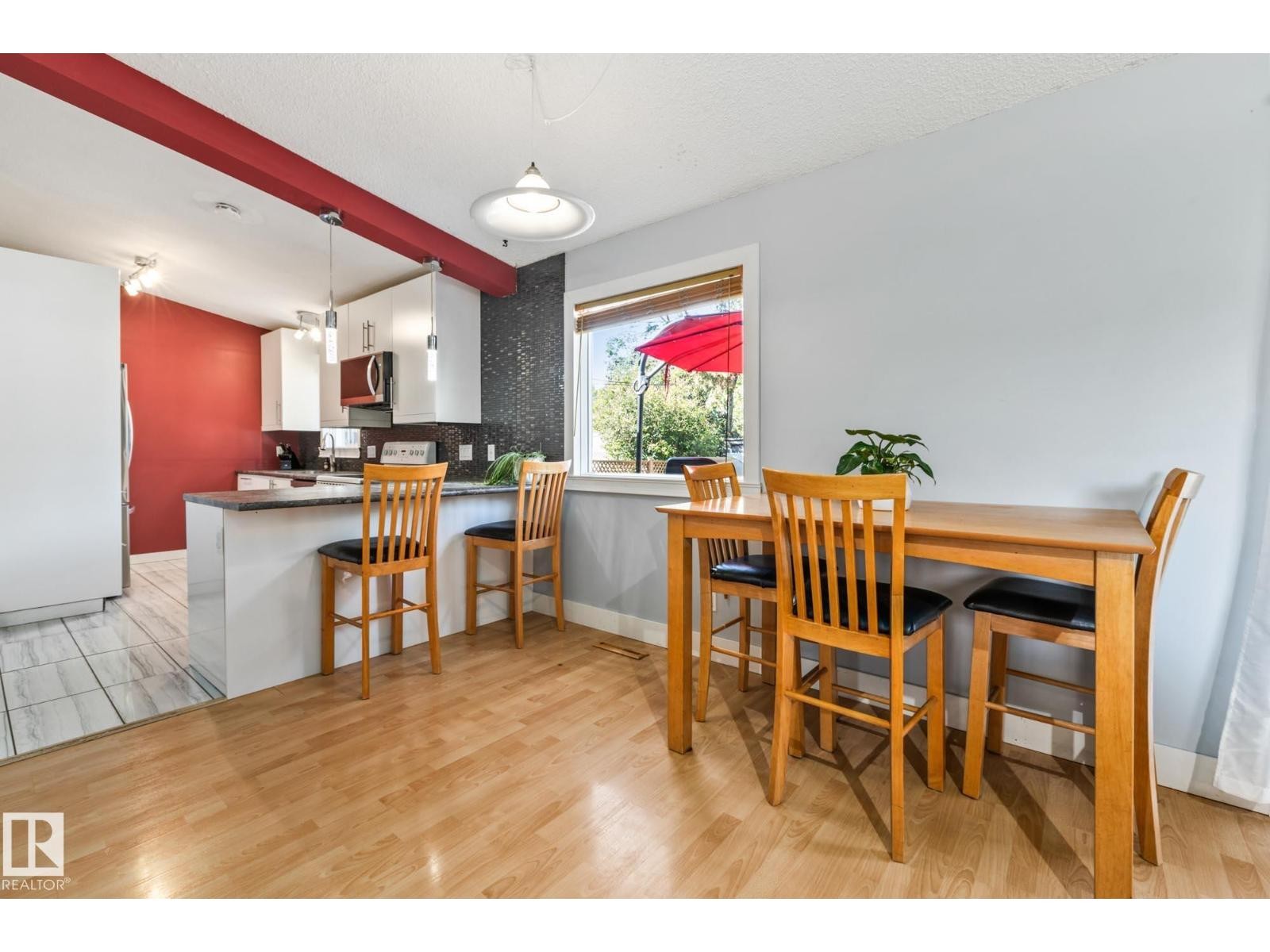 












13 GRANTHAM PL

,
St. Albert,




Alberta
T8N0W8

