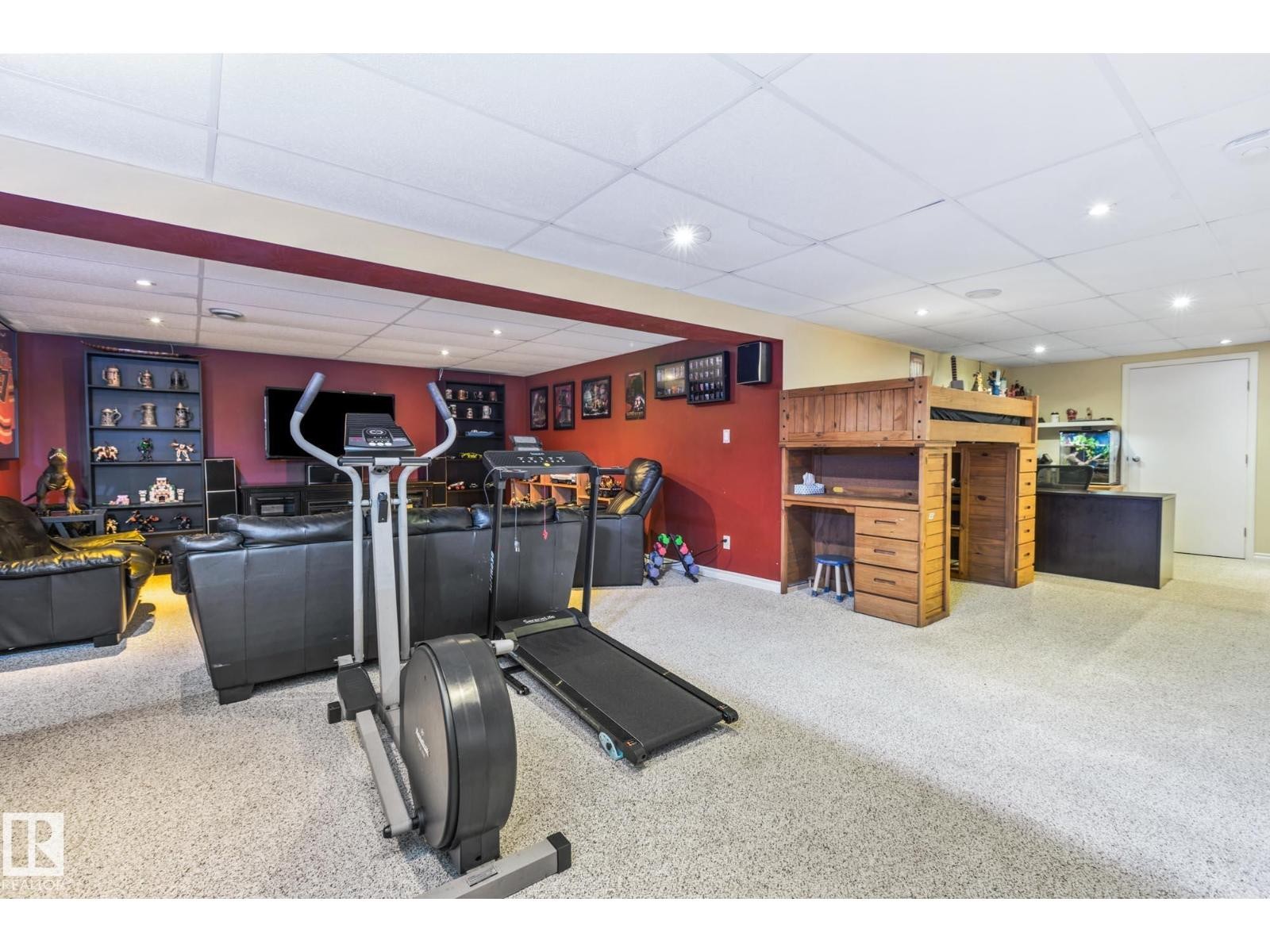 












13 GRANTHAM PL

,
St. Albert,




Alberta
T8N0W8

