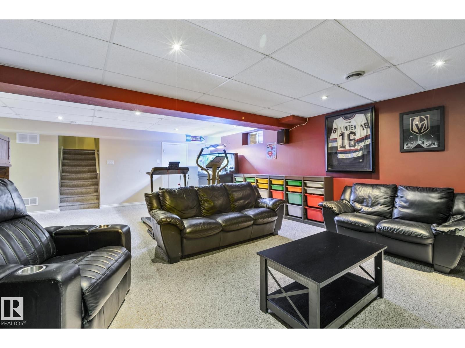 












13 GRANTHAM PL

,
St. Albert,




Alberta
T8N0W8

