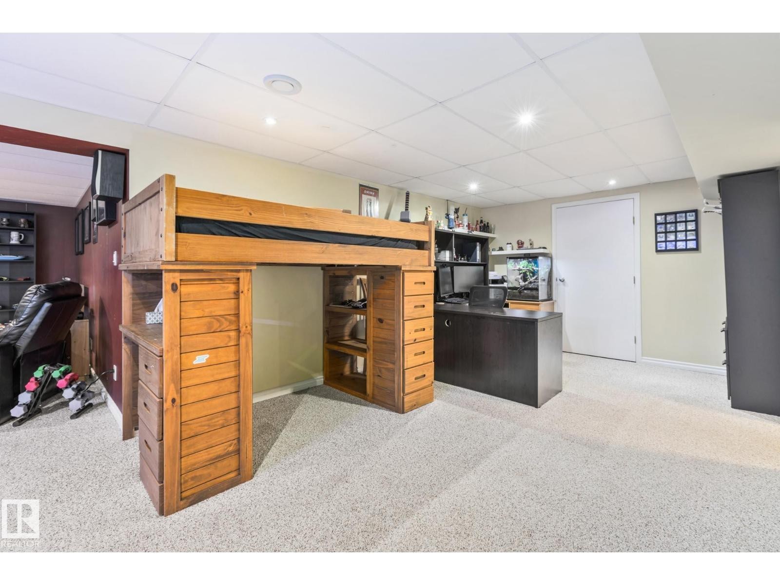 












13 GRANTHAM PL

,
St. Albert,




Alberta
T8N0W8

