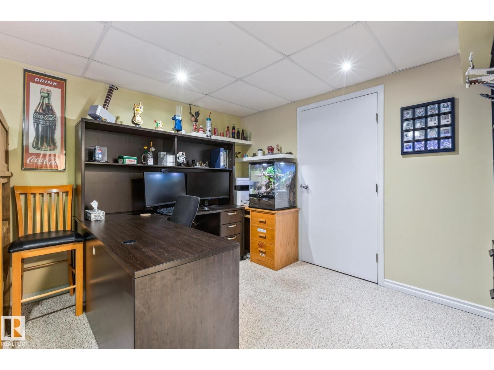 












13 GRANTHAM PL

,
St. Albert,




Alberta
T8N0W8

