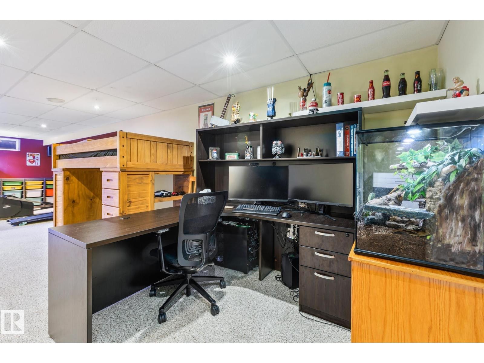 












13 GRANTHAM PL

,
St. Albert,




Alberta
T8N0W8

