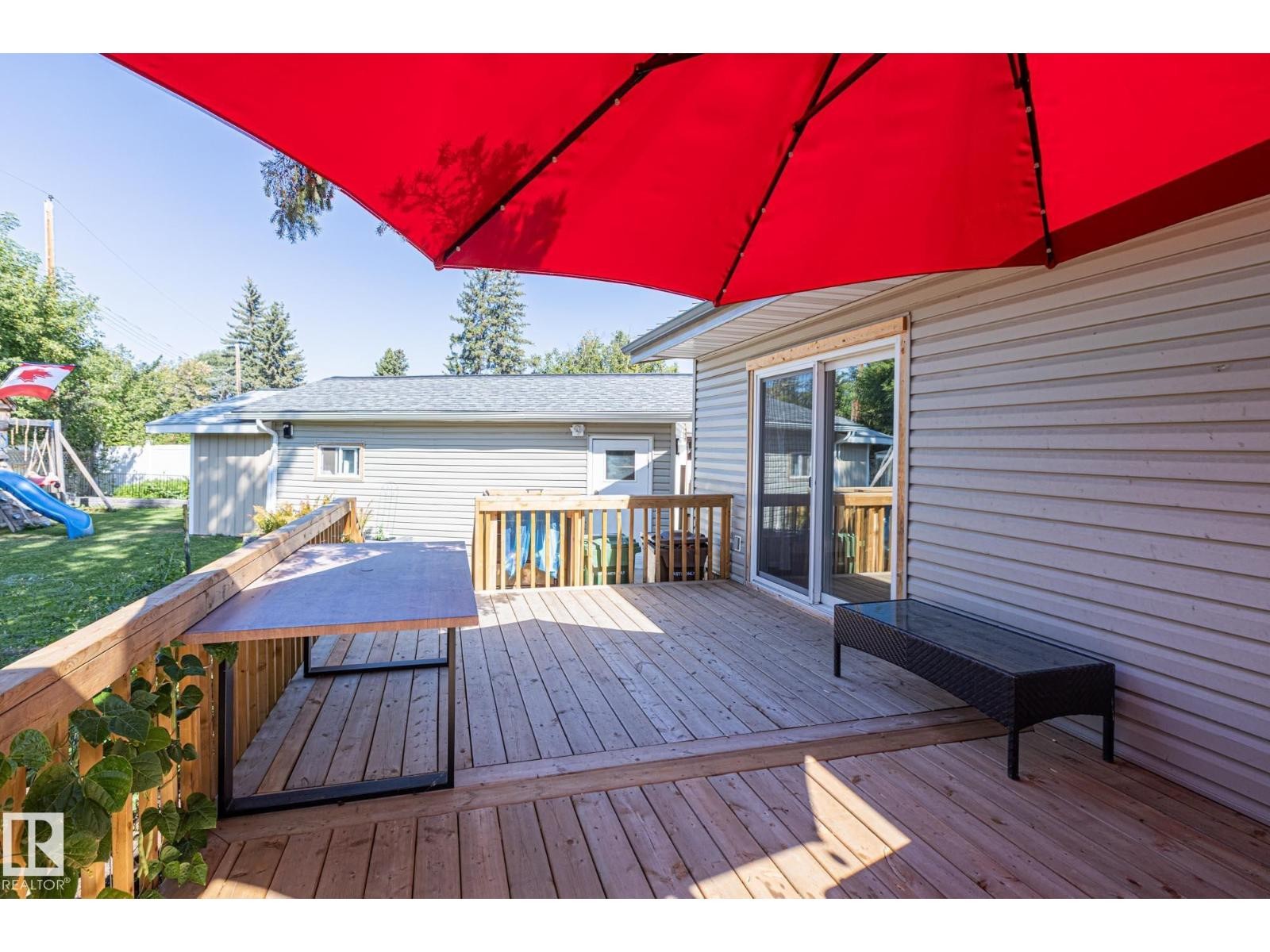 












13 GRANTHAM PL

,
St. Albert,




Alberta
T8N0W8

