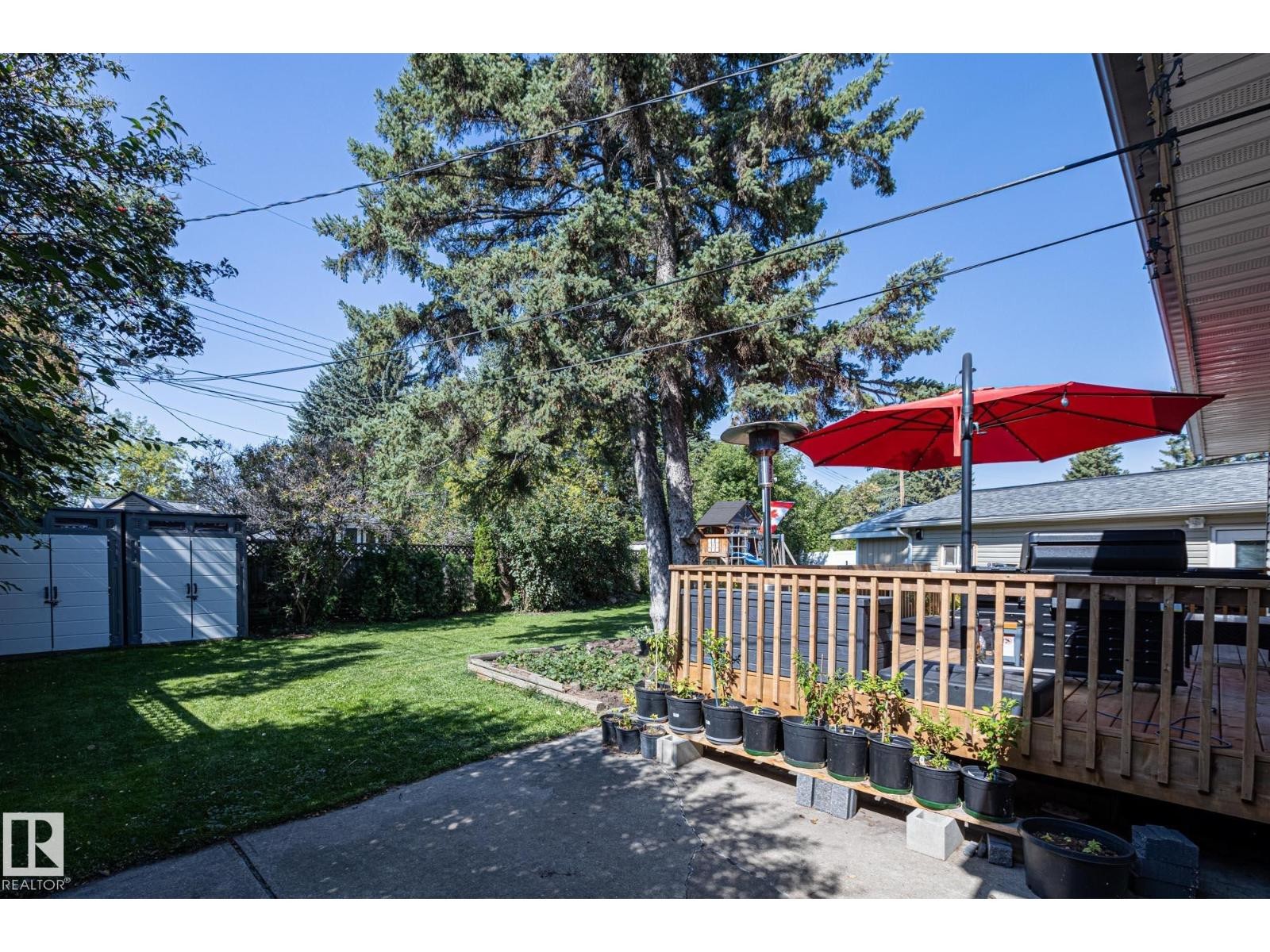 












13 GRANTHAM PL

,
St. Albert,




Alberta
T8N0W8

