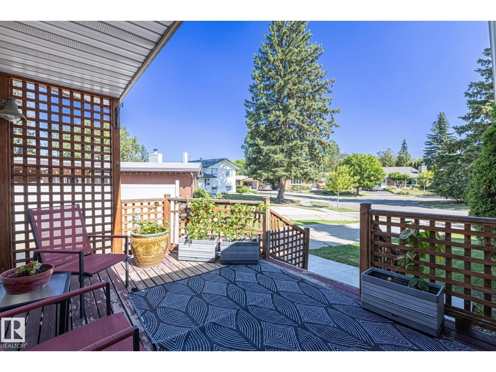 












13 GRANTHAM PL

,
St. Albert,




Alberta
T8N0W8

