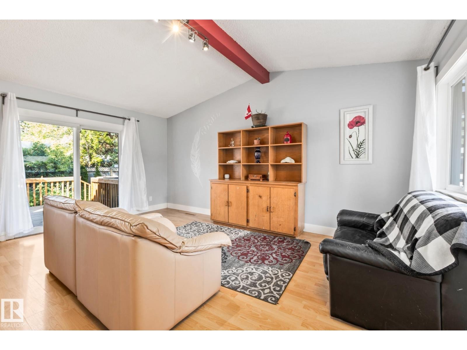 












13 GRANTHAM PL

,
St. Albert,




Alberta
T8N0W8


