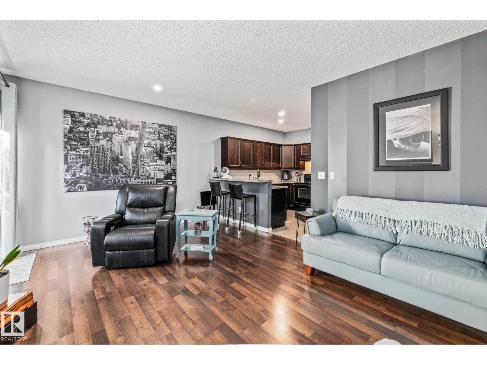 












#34 30 OAK VISTA DR

,
St. Albert,




Alberta
T8N3T1

