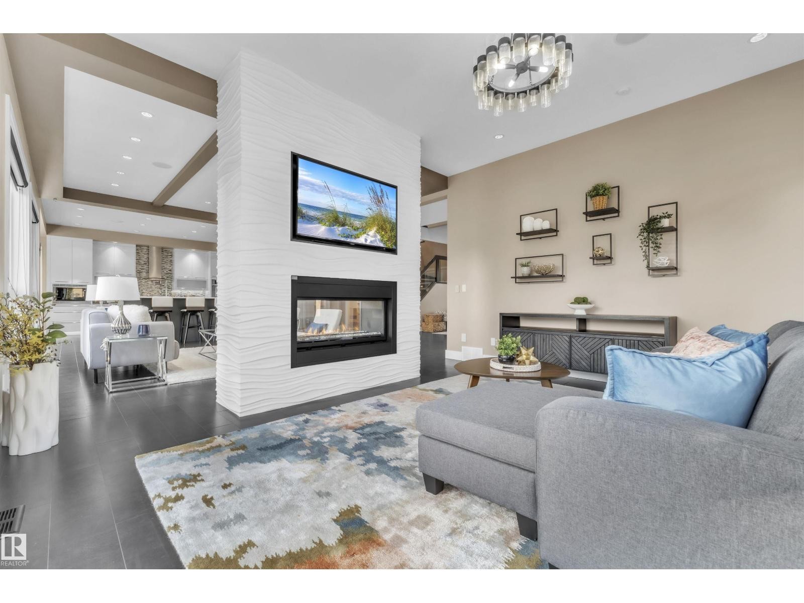 












4727 WOOLSEY CM NW

,
Edmonton,




Alberta
T6W2B9

