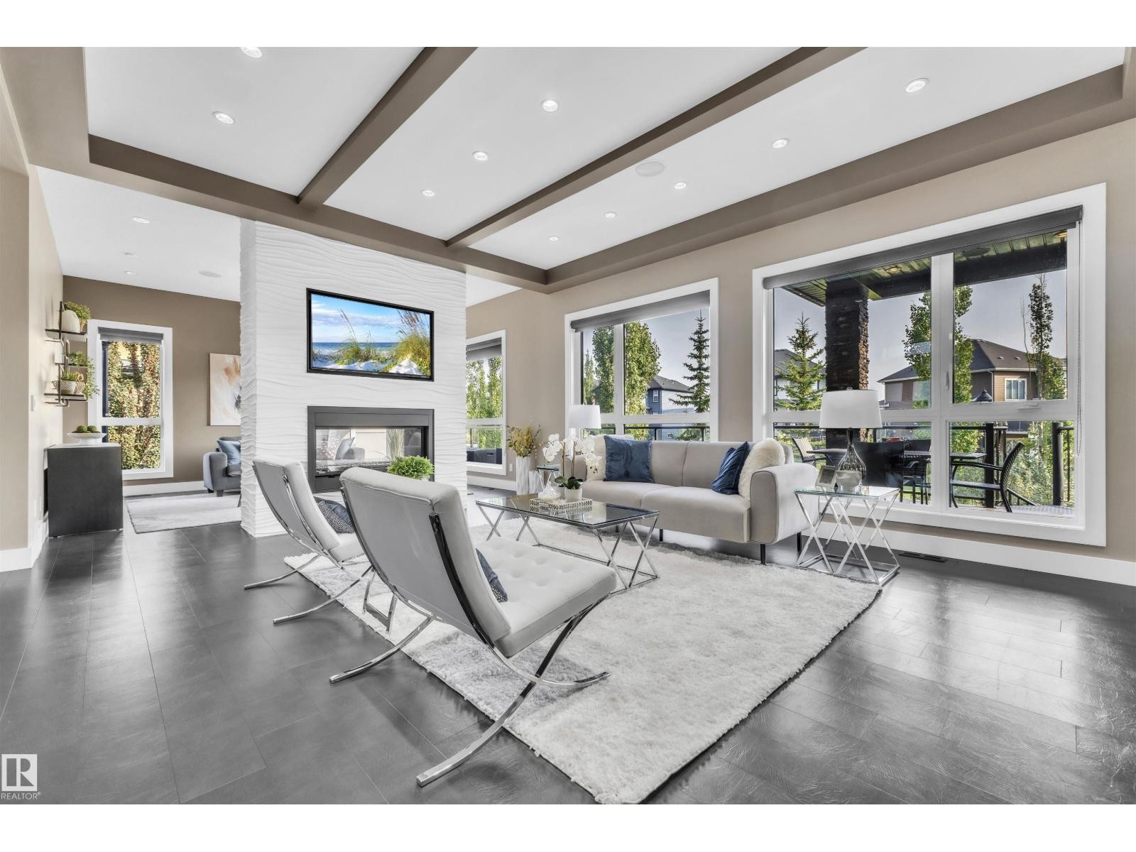 












4727 WOOLSEY CM NW

,
Edmonton,




Alberta
T6W2B9

