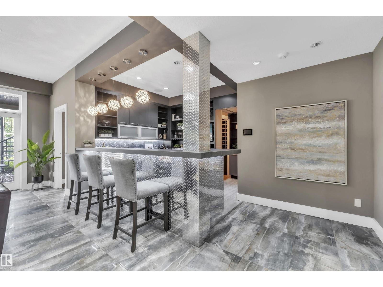 












4727 WOOLSEY CM NW

,
Edmonton,




Alberta
T6W2B9

