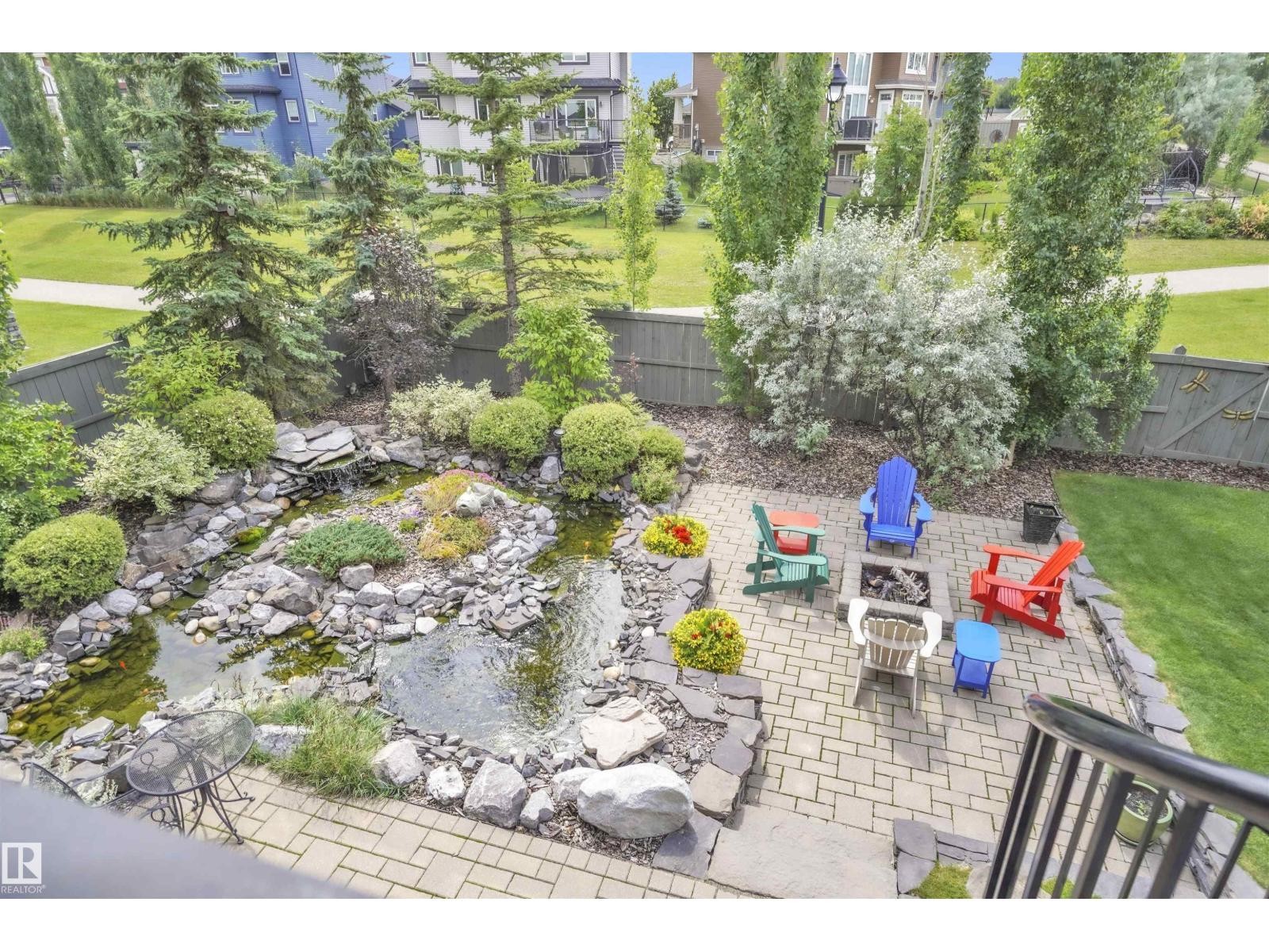 












4727 WOOLSEY CM NW

,
Edmonton,




Alberta
T6W2B9

