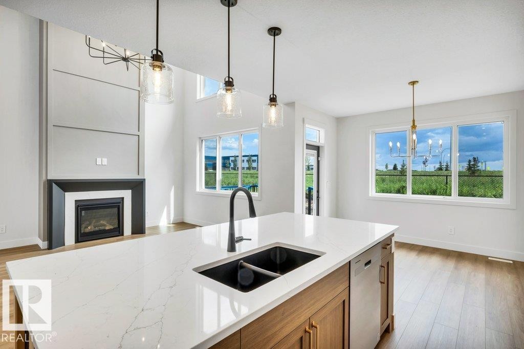 












80 HEMINGWAY CR

,
Spruce Grove,




Alberta
T7X2L6

