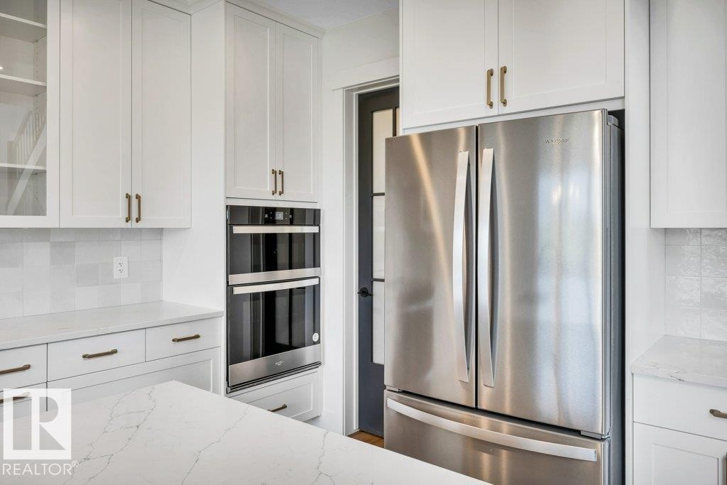 












80 HEMINGWAY CR

,
Spruce Grove,




Alberta
T7X2L6

