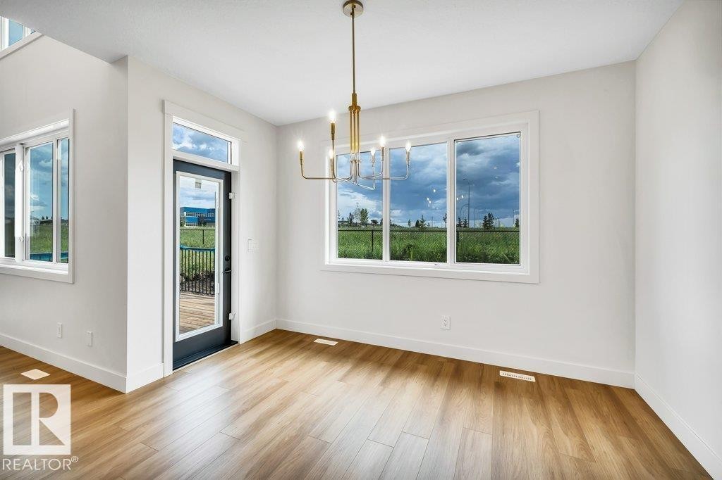












80 HEMINGWAY CR

,
Spruce Grove,




Alberta
T7X2L6

