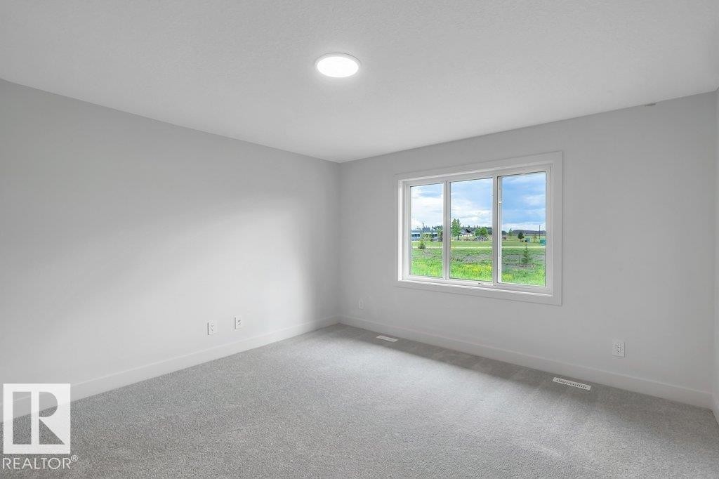 












80 HEMINGWAY CR

,
Spruce Grove,




Alberta
T7X2L6

