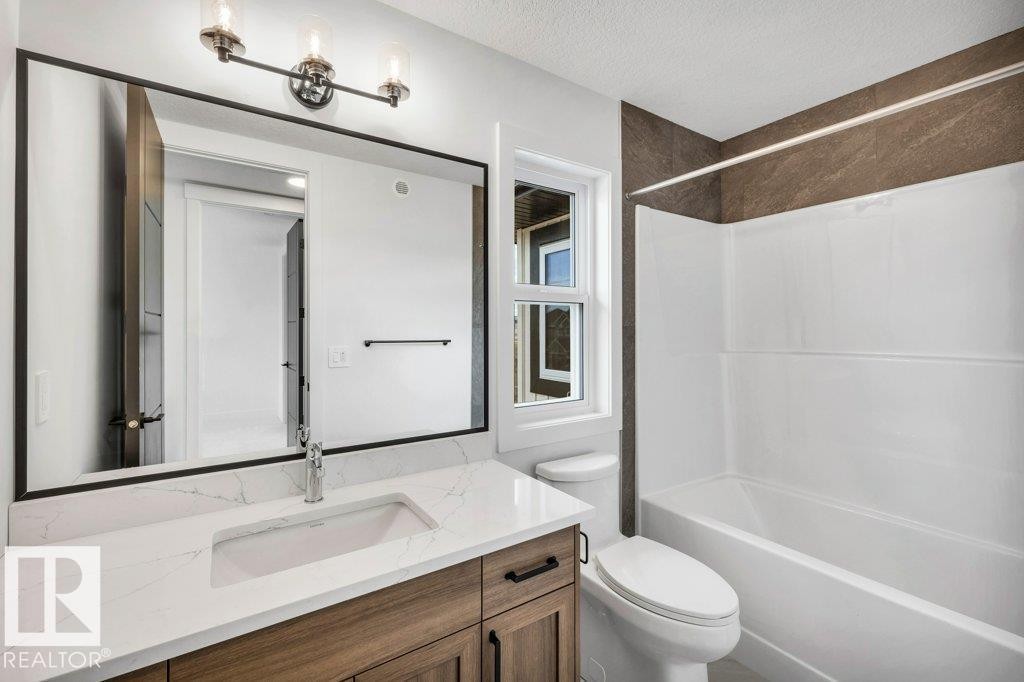 












80 HEMINGWAY CR

,
Spruce Grove,




Alberta
T7X2L6

