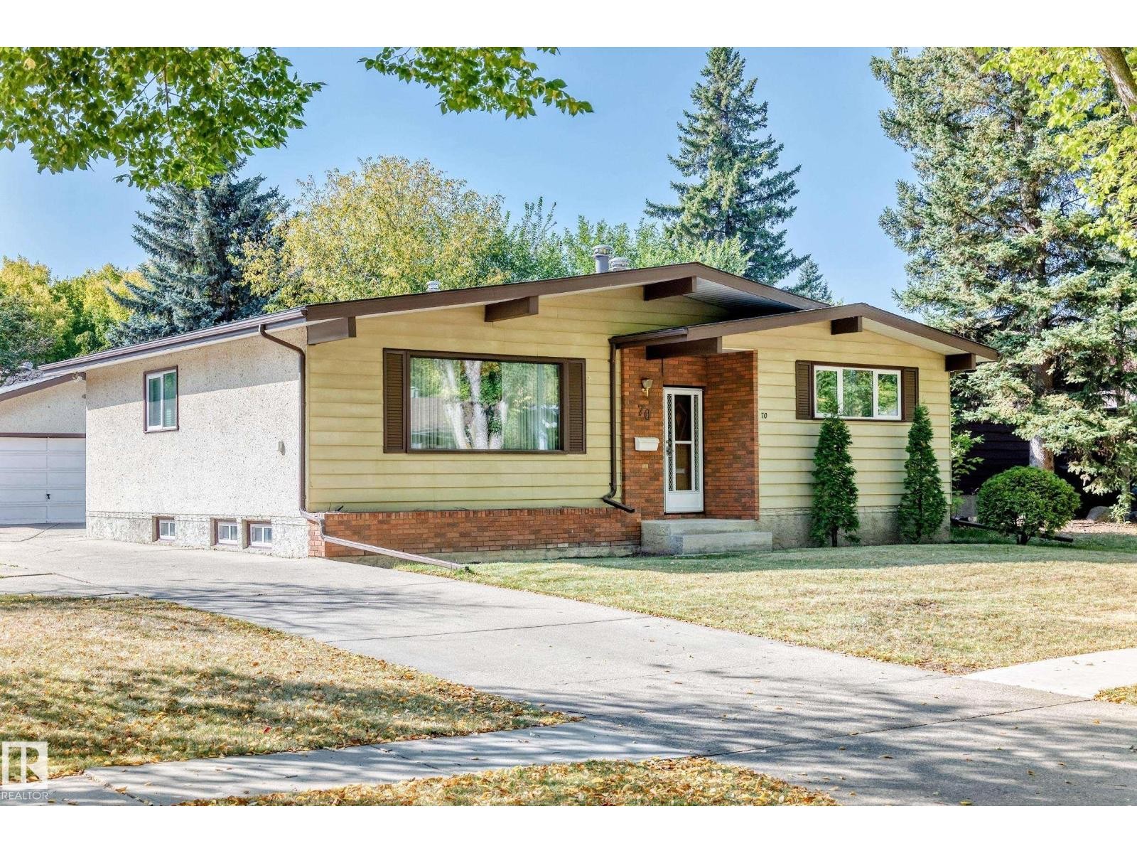 












70 FLEETWOOD CR

,
St. Albert,




Alberta
T8N1R5

