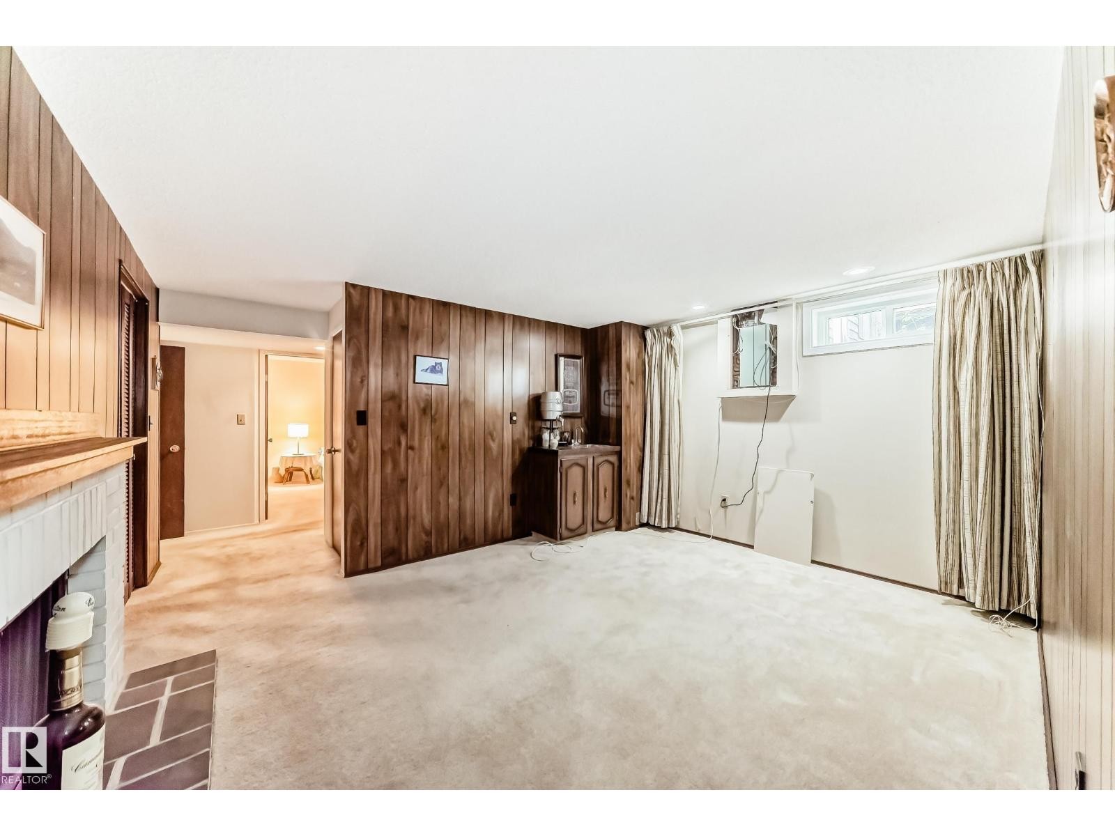












70 FLEETWOOD CR

,
St. Albert,




Alberta
T8N1R5

