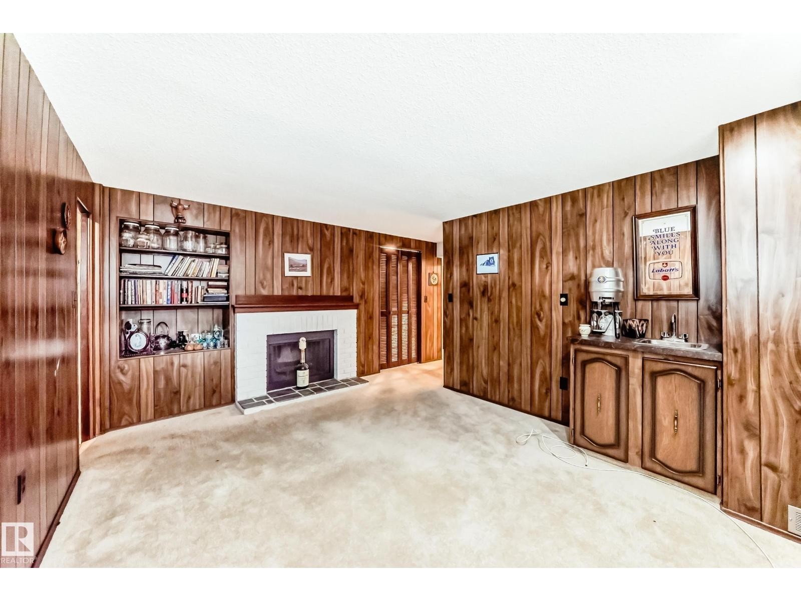 












70 FLEETWOOD CR

,
St. Albert,




Alberta
T8N1R5

