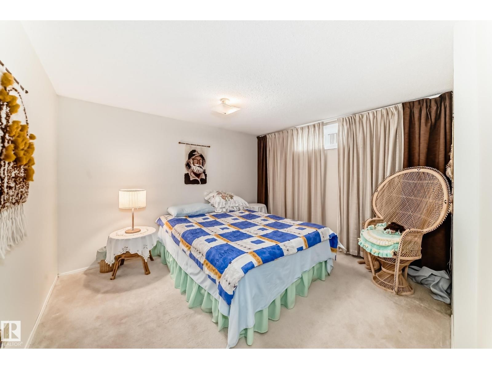 












70 FLEETWOOD CR

,
St. Albert,




Alberta
T8N1R5


