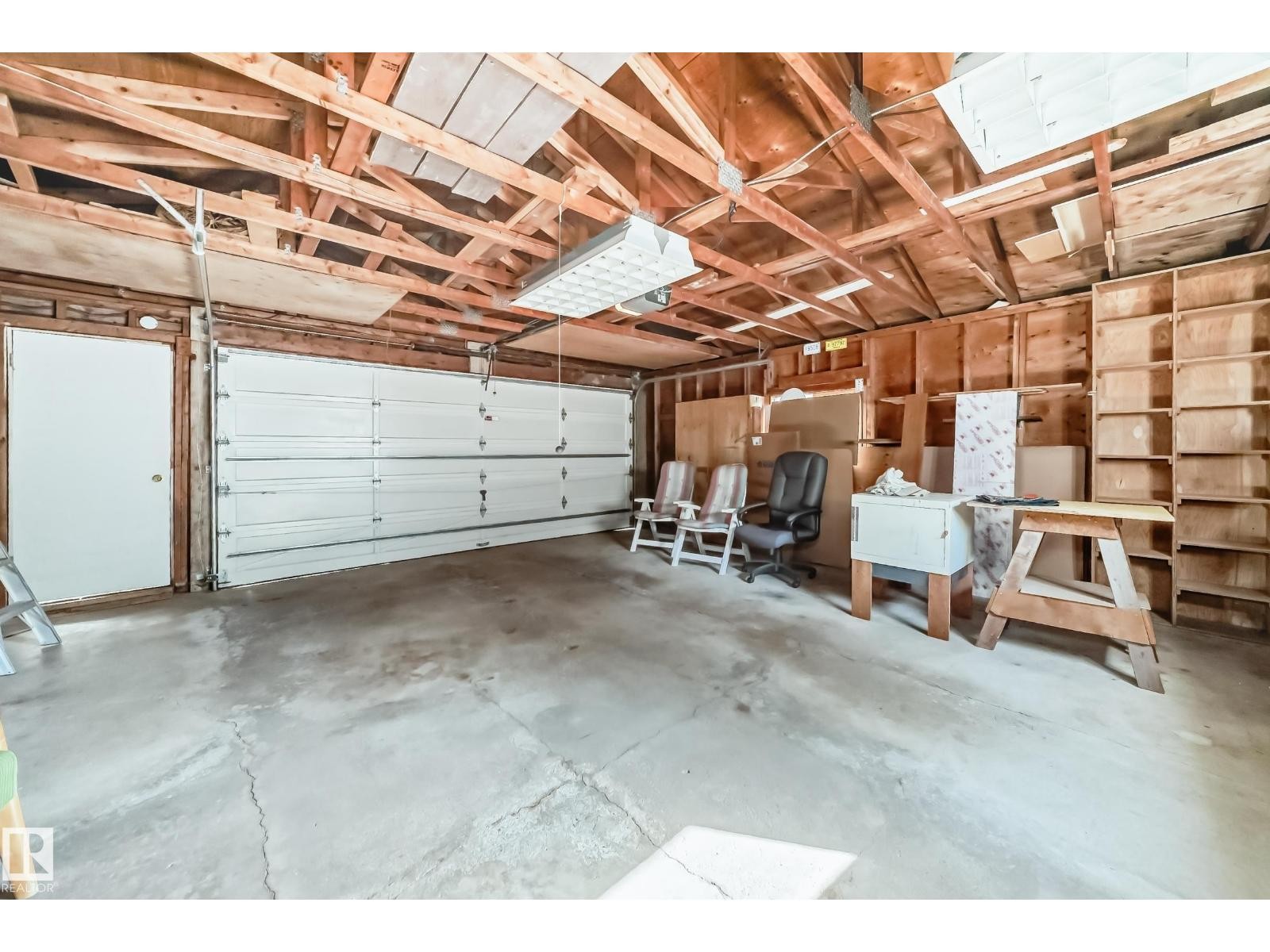 












70 FLEETWOOD CR

,
St. Albert,




Alberta
T8N1R5

