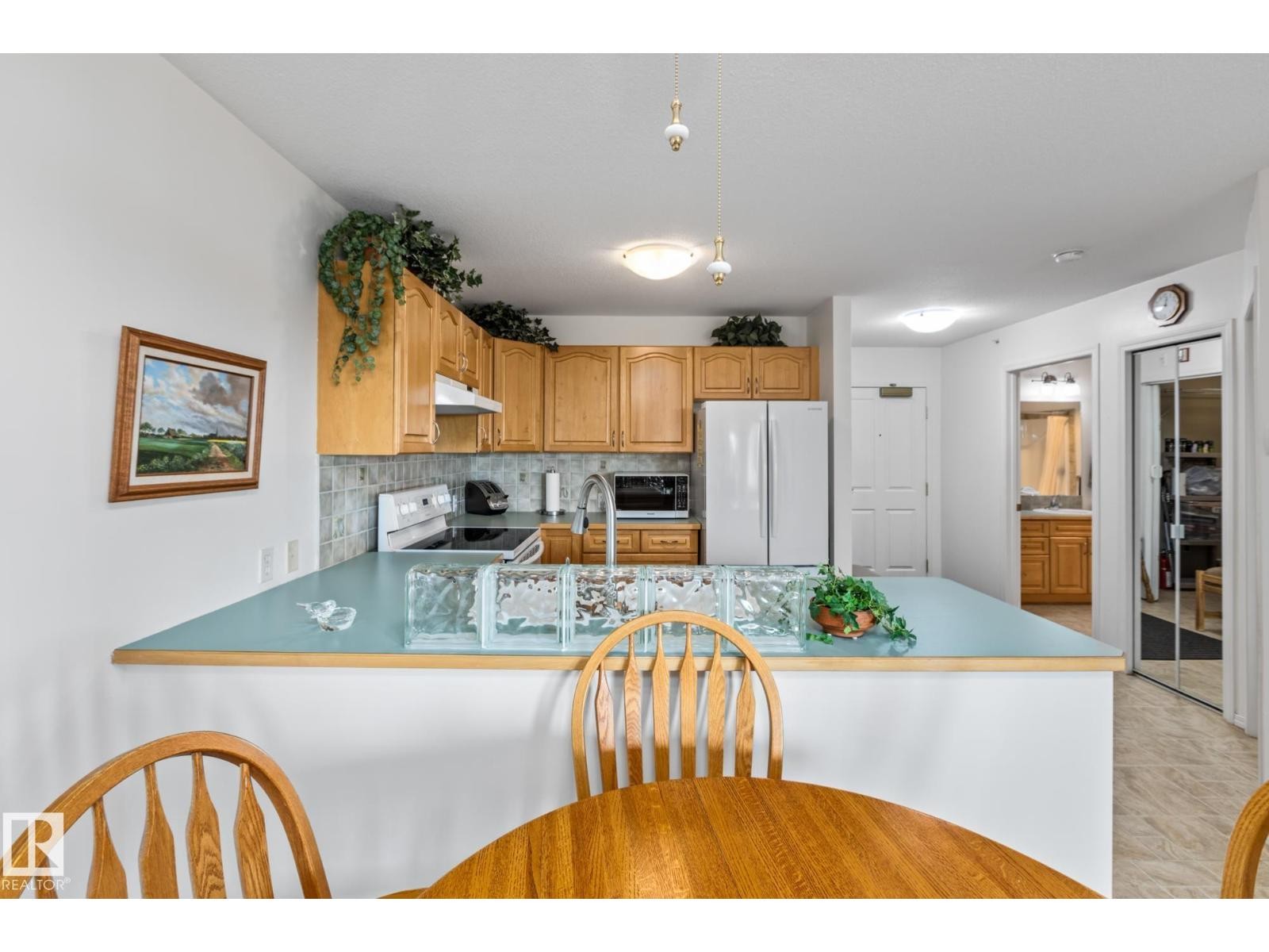 












#414 78 MCKENNEY AV

,
St. Albert,




Alberta
T8N1L9

