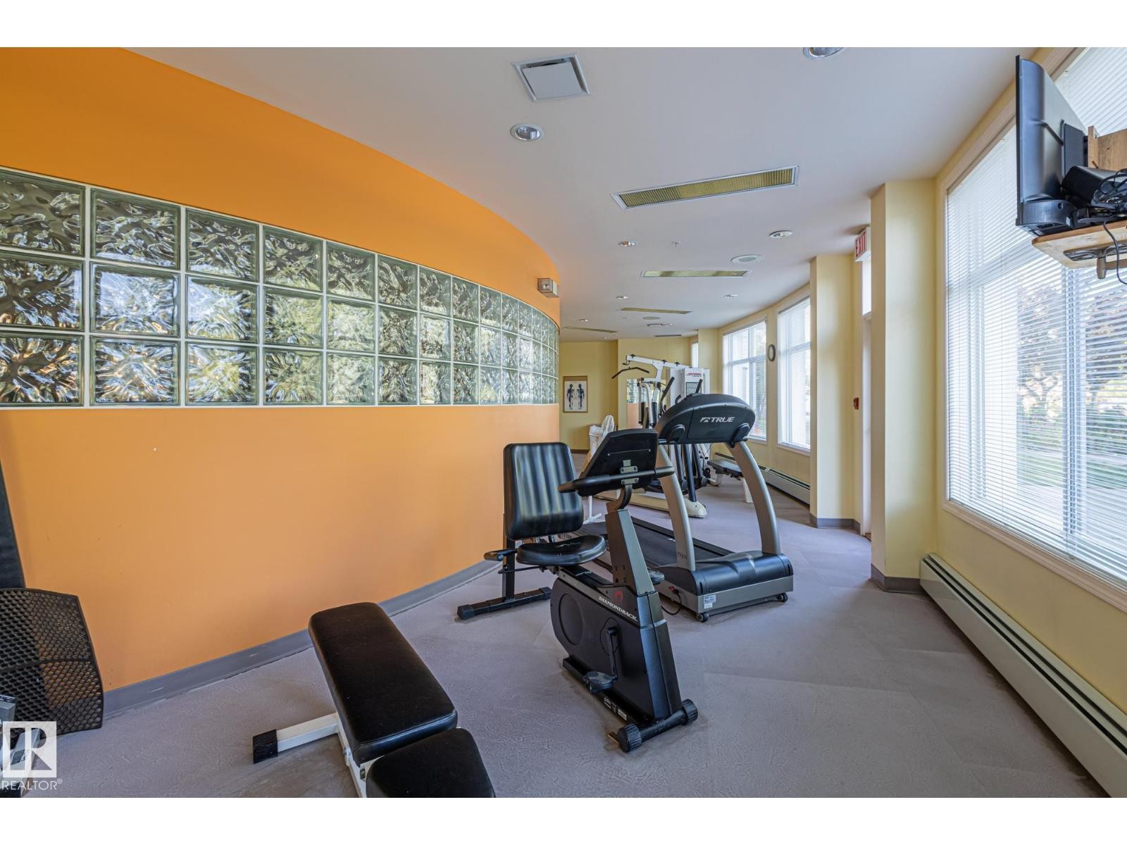 












#414 78 MCKENNEY AV

,
St. Albert,




Alberta
T8N1L9

