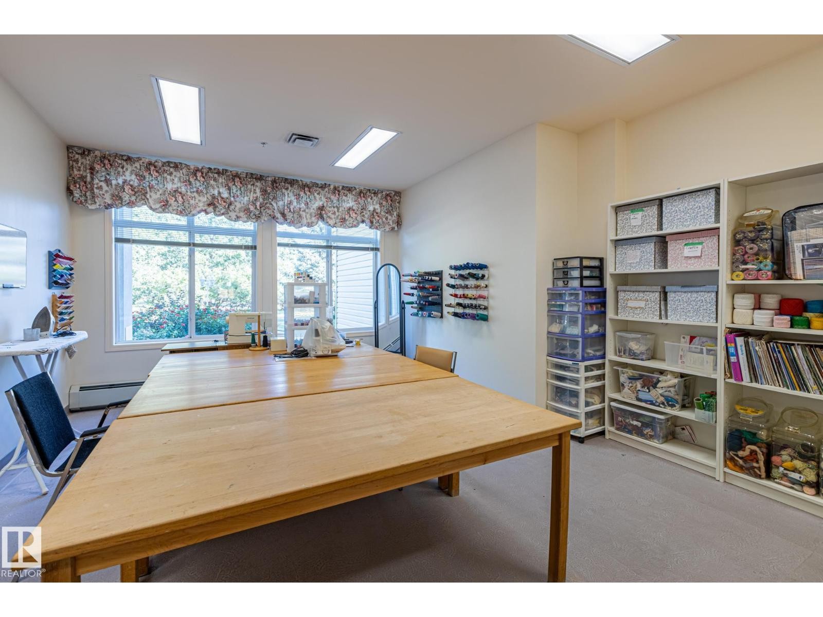 












#414 78 MCKENNEY AV

,
St. Albert,




Alberta
T8N1L9

