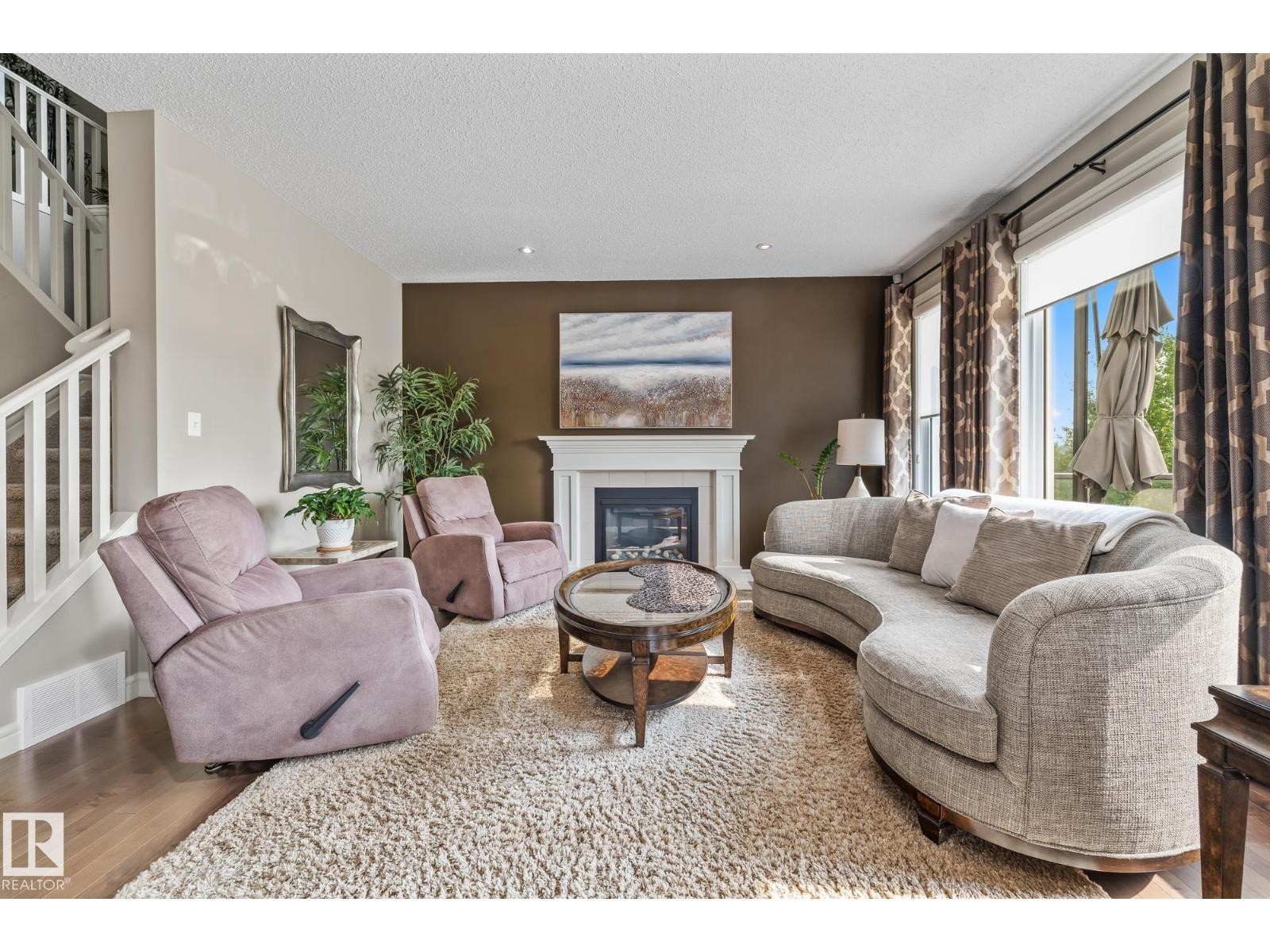












10 MEADOWLAND GD

,
Spruce Grove,




Alberta
T7X0N3


