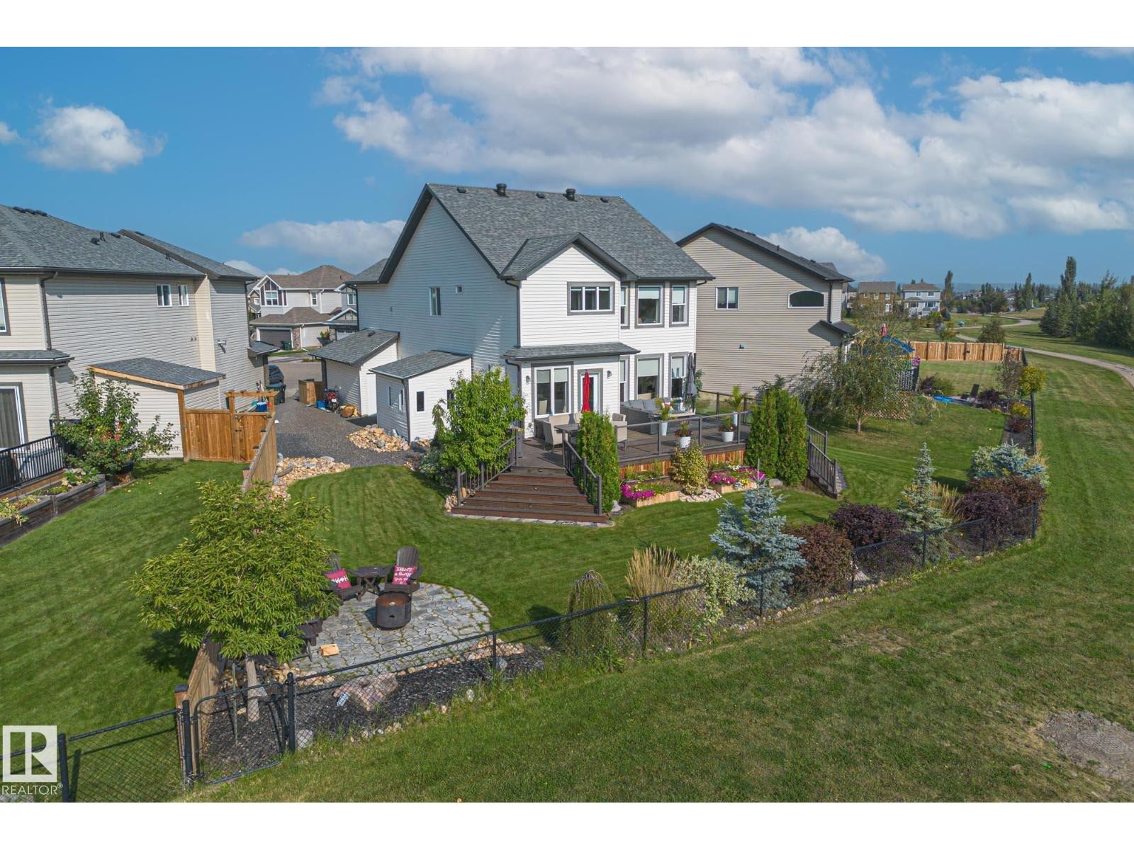 












10 MEADOWLAND GD

,
Spruce Grove,




Alberta
T7X0N3

