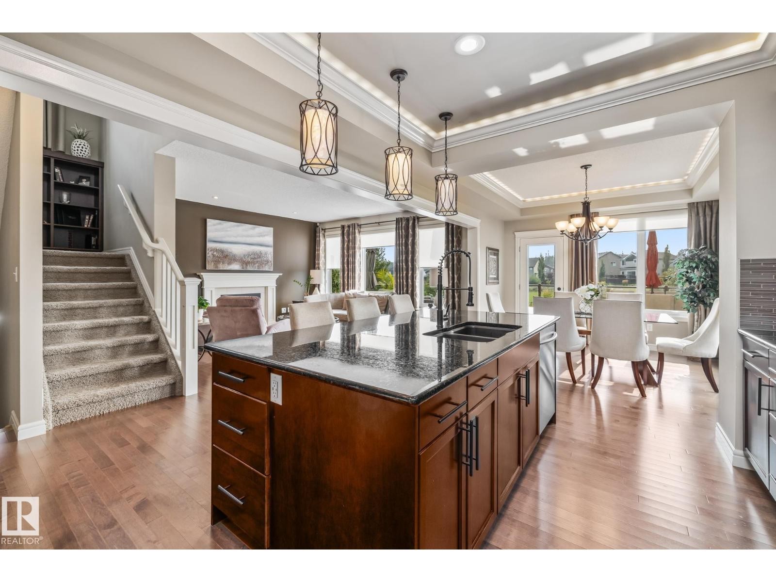 












10 MEADOWLAND GD

,
Spruce Grove,




Alberta
T7X0N3

