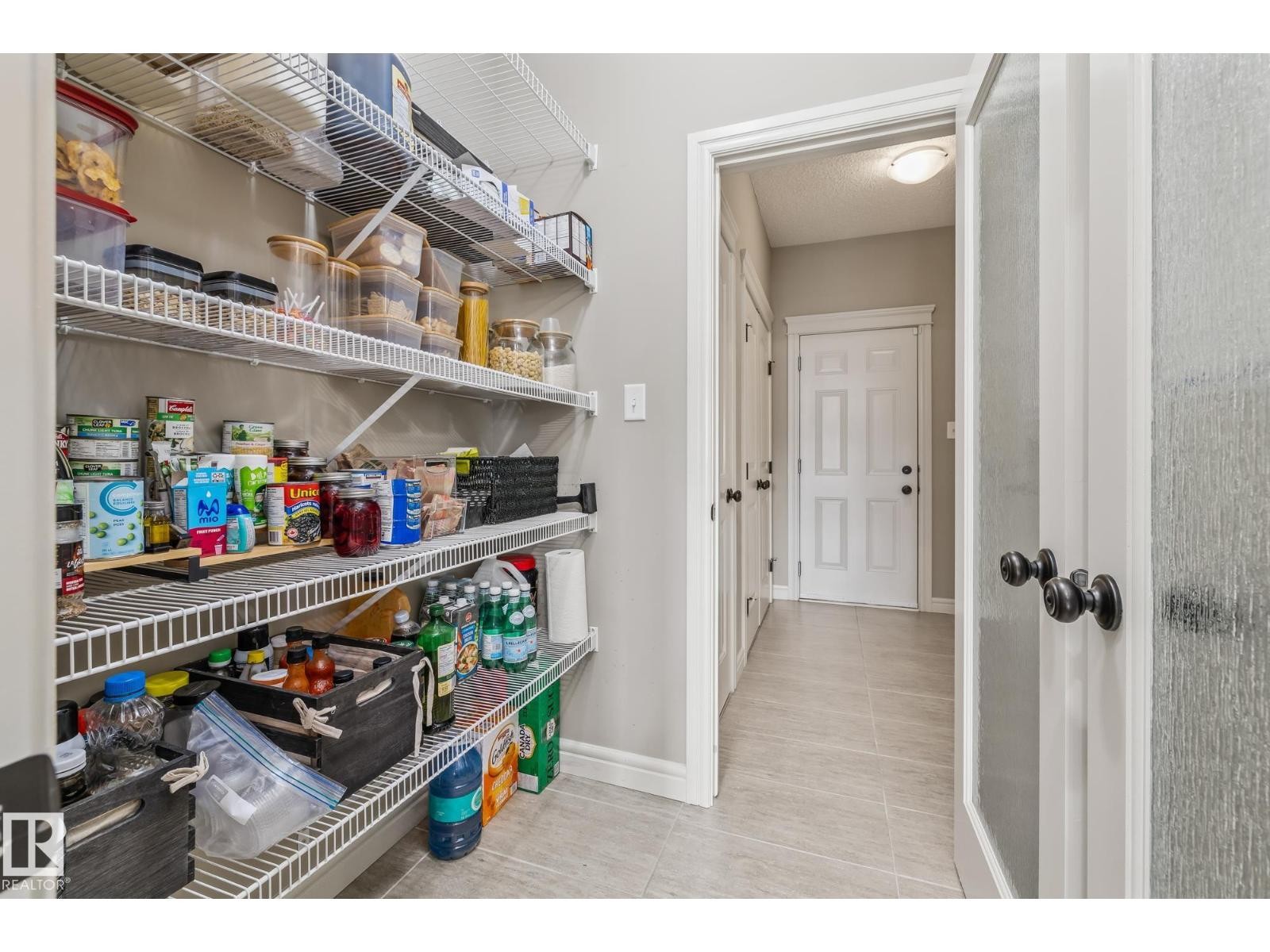 












10 MEADOWLAND GD

,
Spruce Grove,




Alberta
T7X0N3

