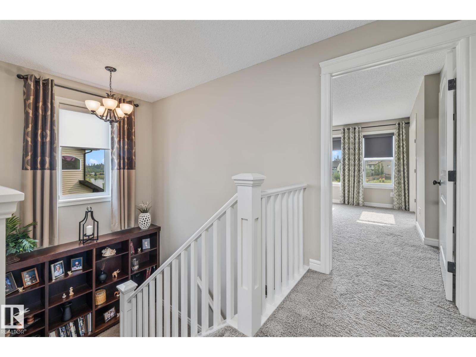 












10 MEADOWLAND GD

,
Spruce Grove,




Alberta
T7X0N3

