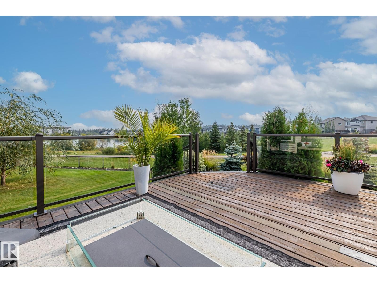 












10 MEADOWLAND GD

,
Spruce Grove,




Alberta
T7X0N3

