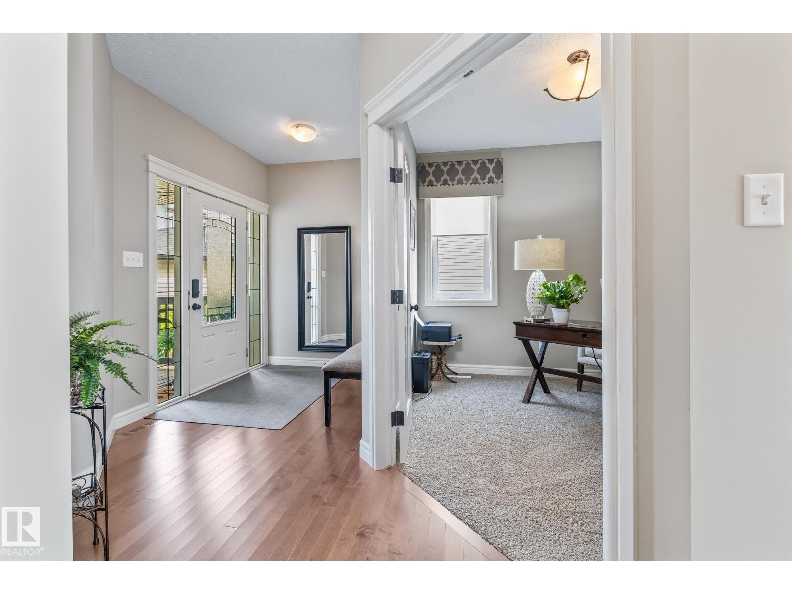 












10 MEADOWLAND GD

,
Spruce Grove,




Alberta
T7X0N3

