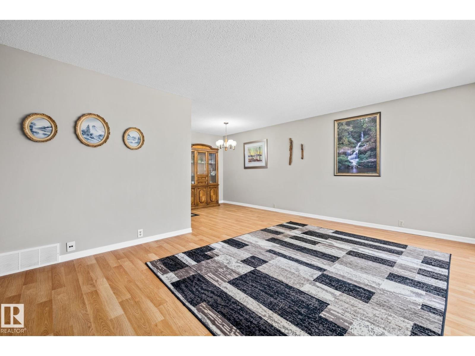 












66 GREER CR

,
St. Albert,




Alberta
T8N1T8

