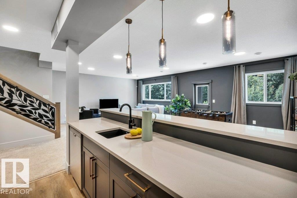 












27 SYDWYCK CI

,
Spruce Grove,




Alberta
T7X4C9

