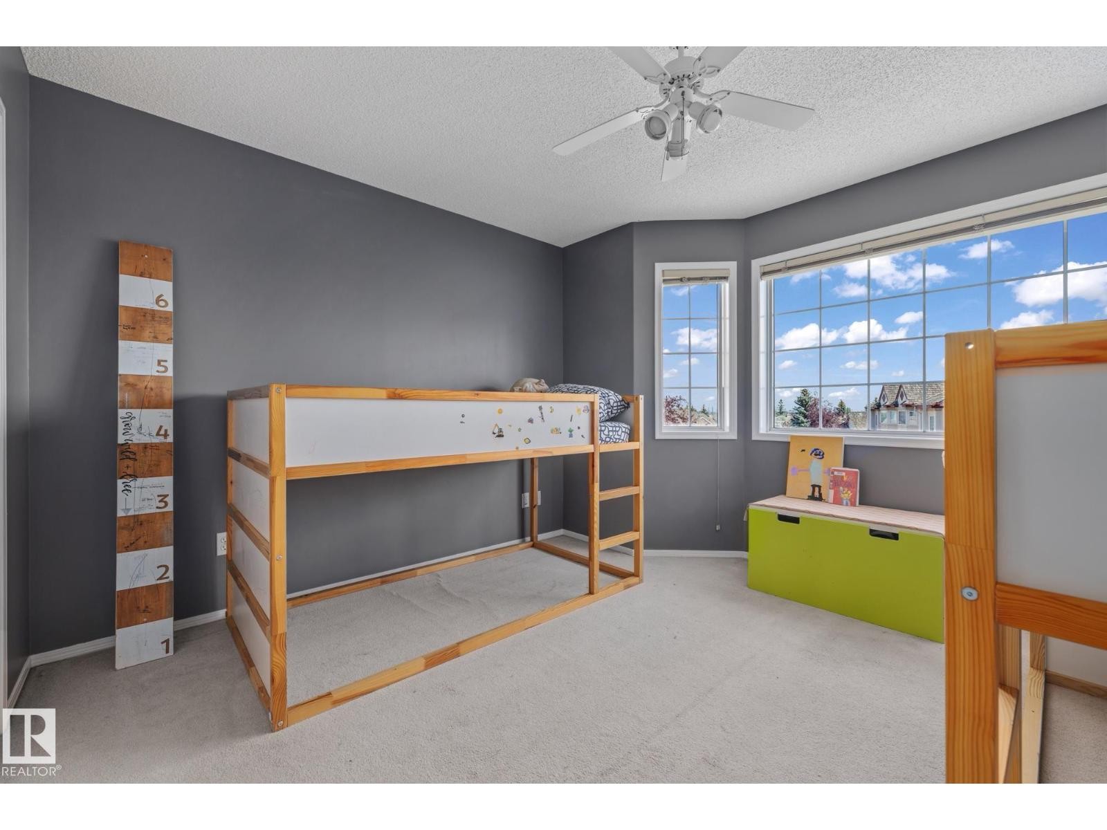 












#23 1237 CARTER CREST RD NW

,
Edmonton,




Alberta
T6R2R2

