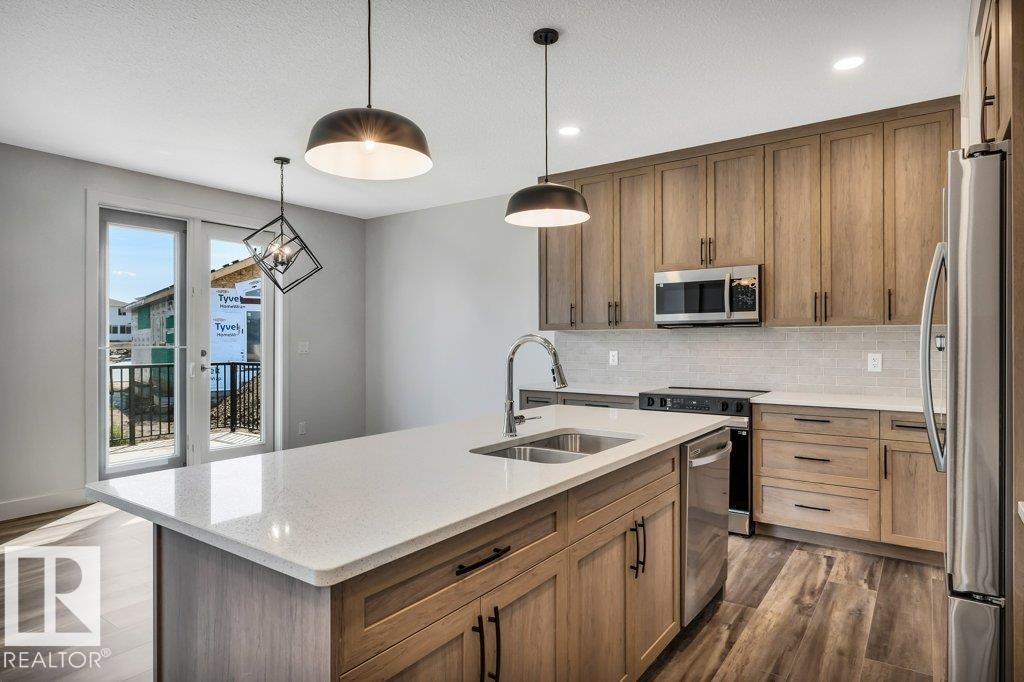 












13 HILLWOOD TC

,
Spruce Grove,




Alberta
T7X0X4

