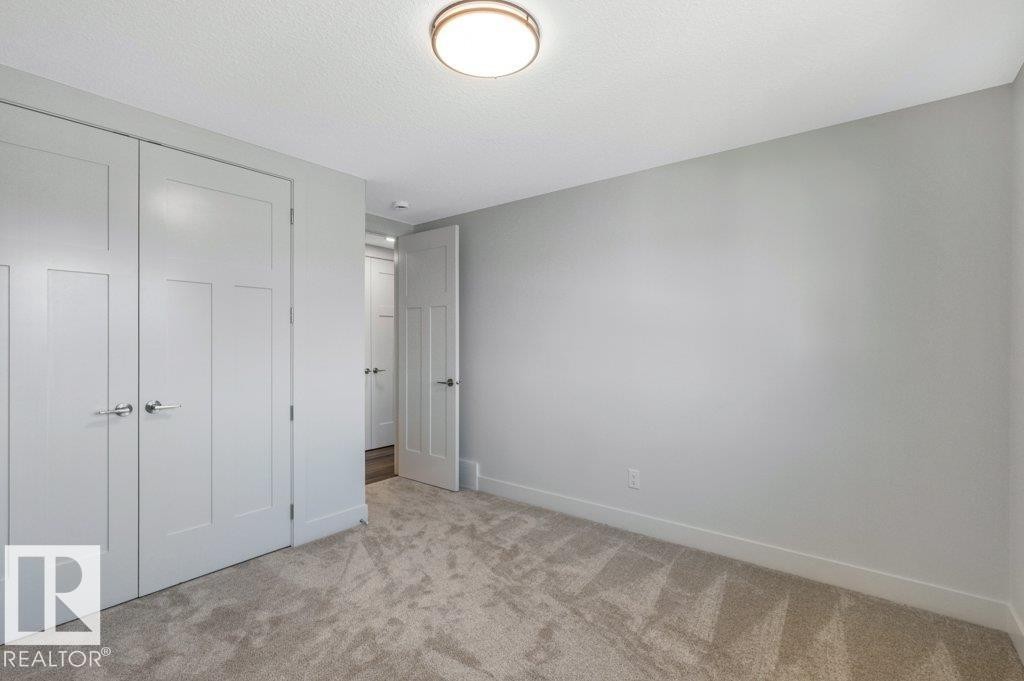 












13 HILLWOOD TC

,
Spruce Grove,




Alberta
T7X0X4

