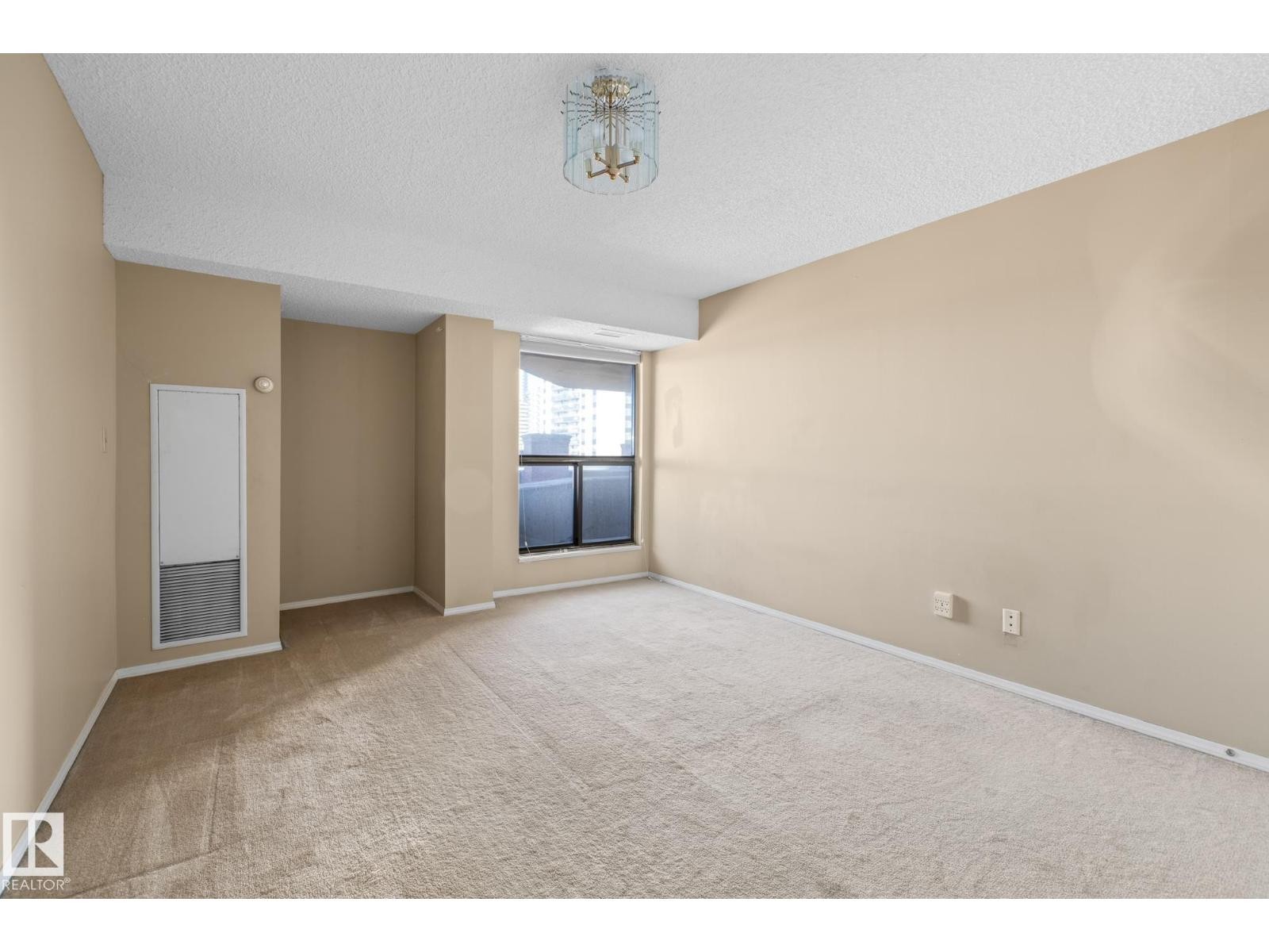 












#602 11503 100 AV NW NW

,
Edmonton,




Alberta
T5K2K7

