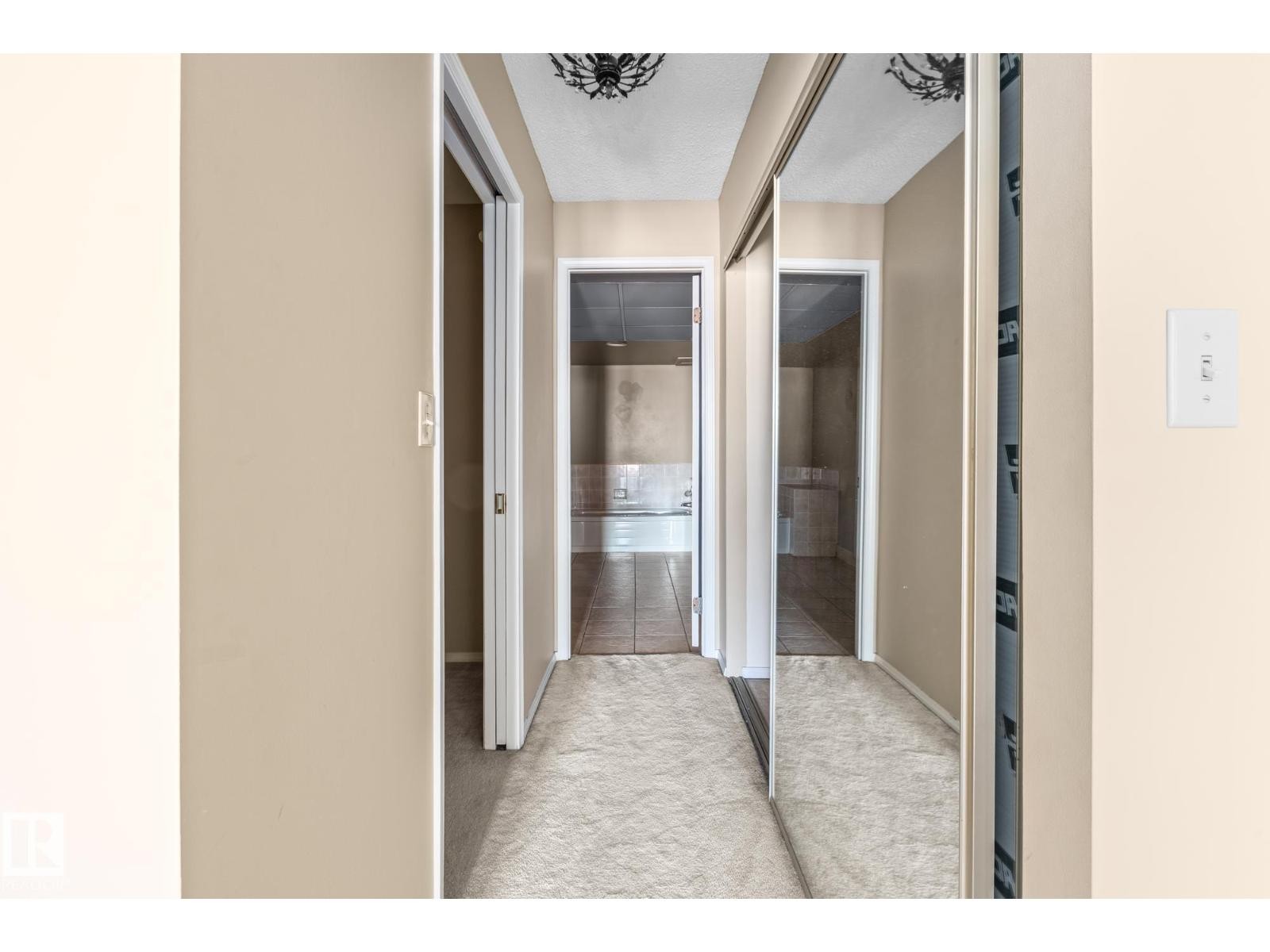 












#602 11503 100 AV NW NW

,
Edmonton,




Alberta
T5K2K7

