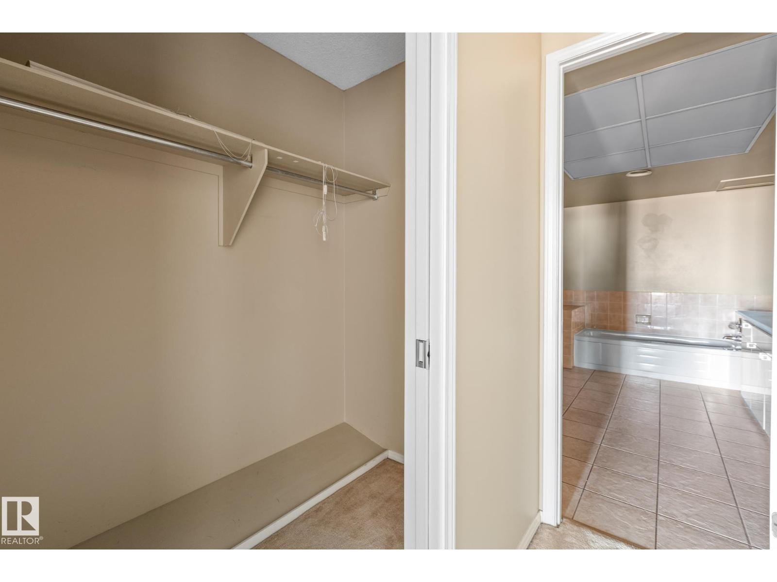 












#602 11503 100 AV NW NW

,
Edmonton,




Alberta
T5K2K7

