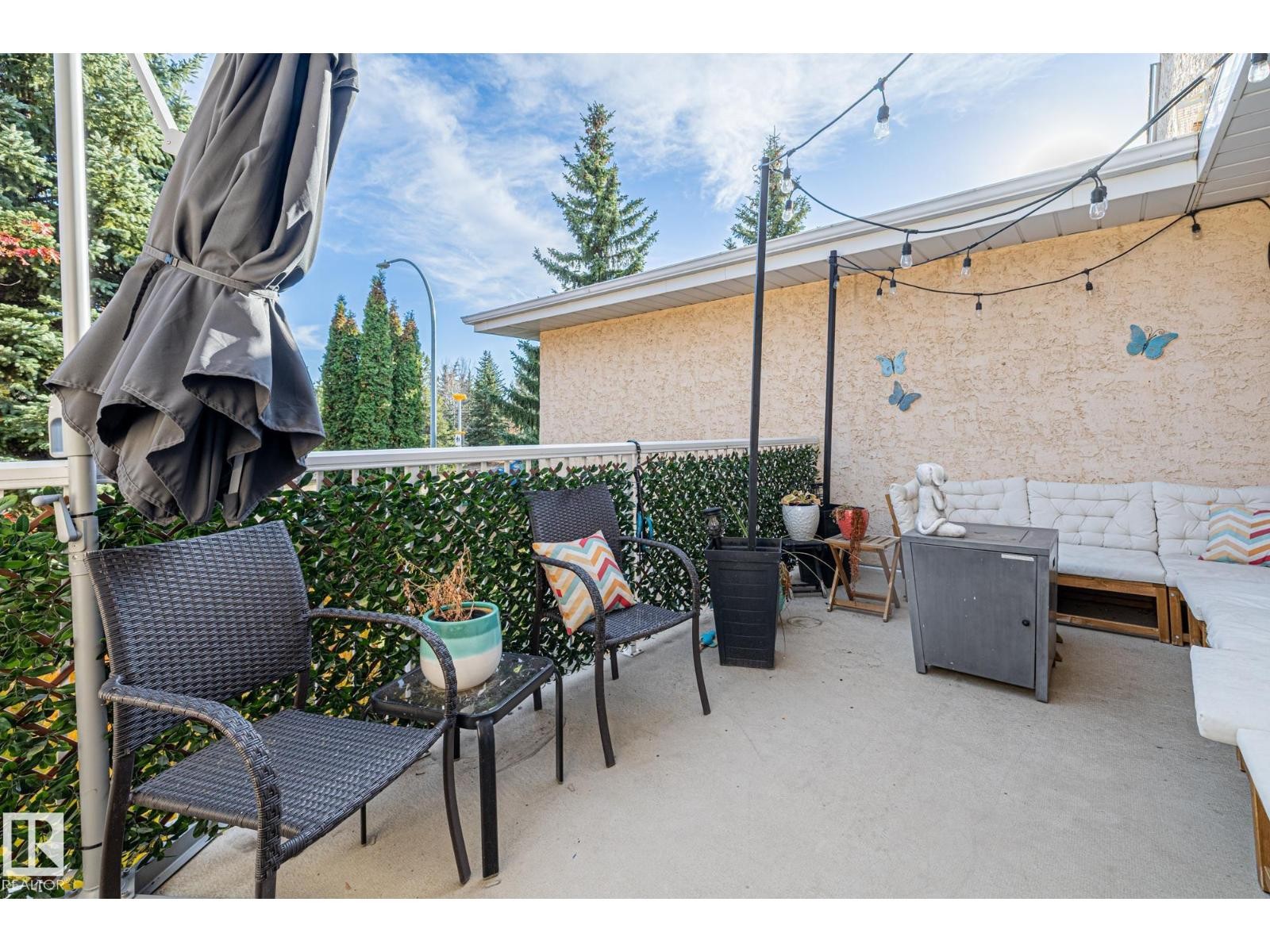 












1606 JAMHA RD NW

,
Edmonton,




Alberta
T6L6V7

