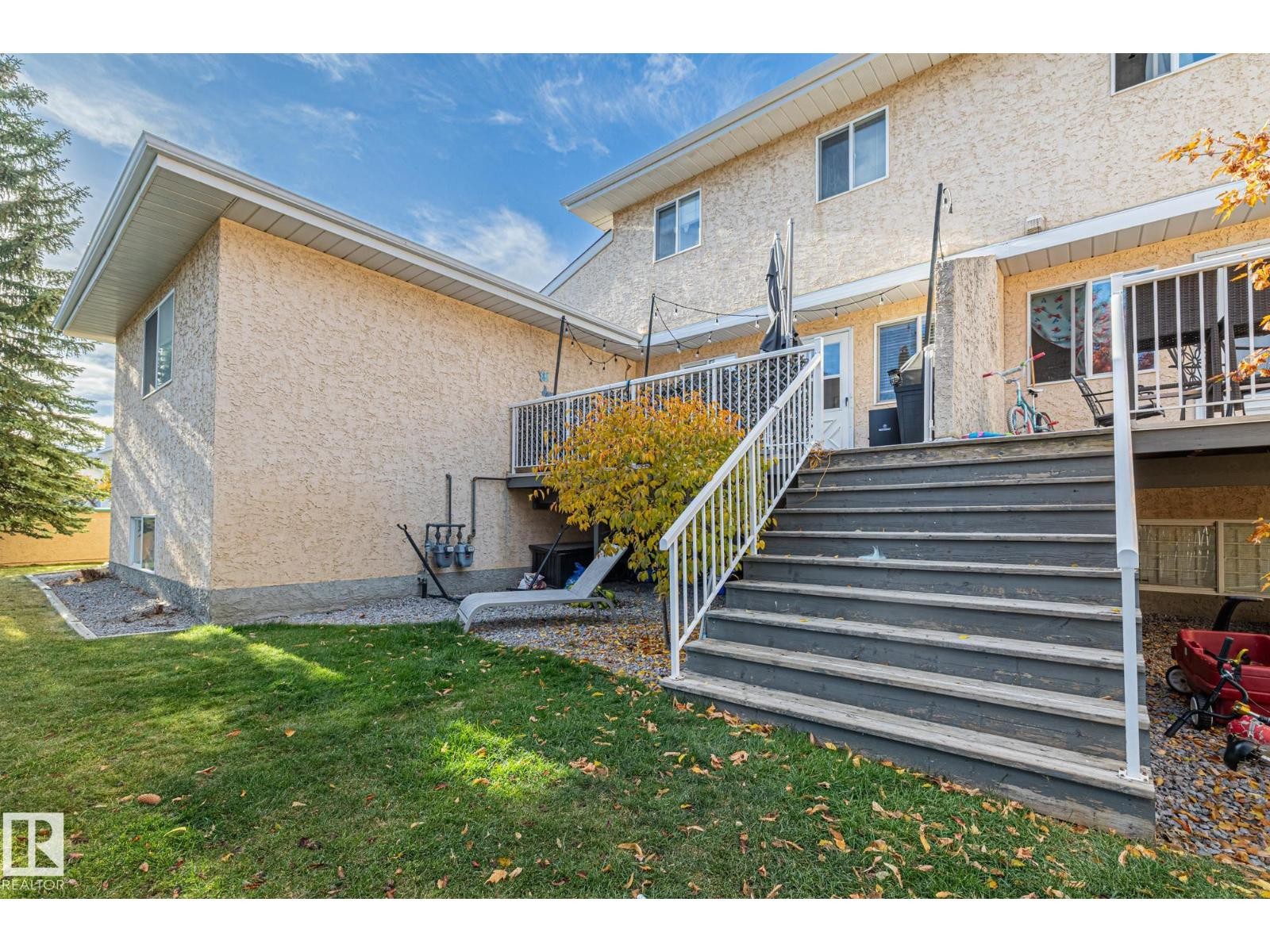 












1606 JAMHA RD NW

,
Edmonton,




Alberta
T6L6V7


