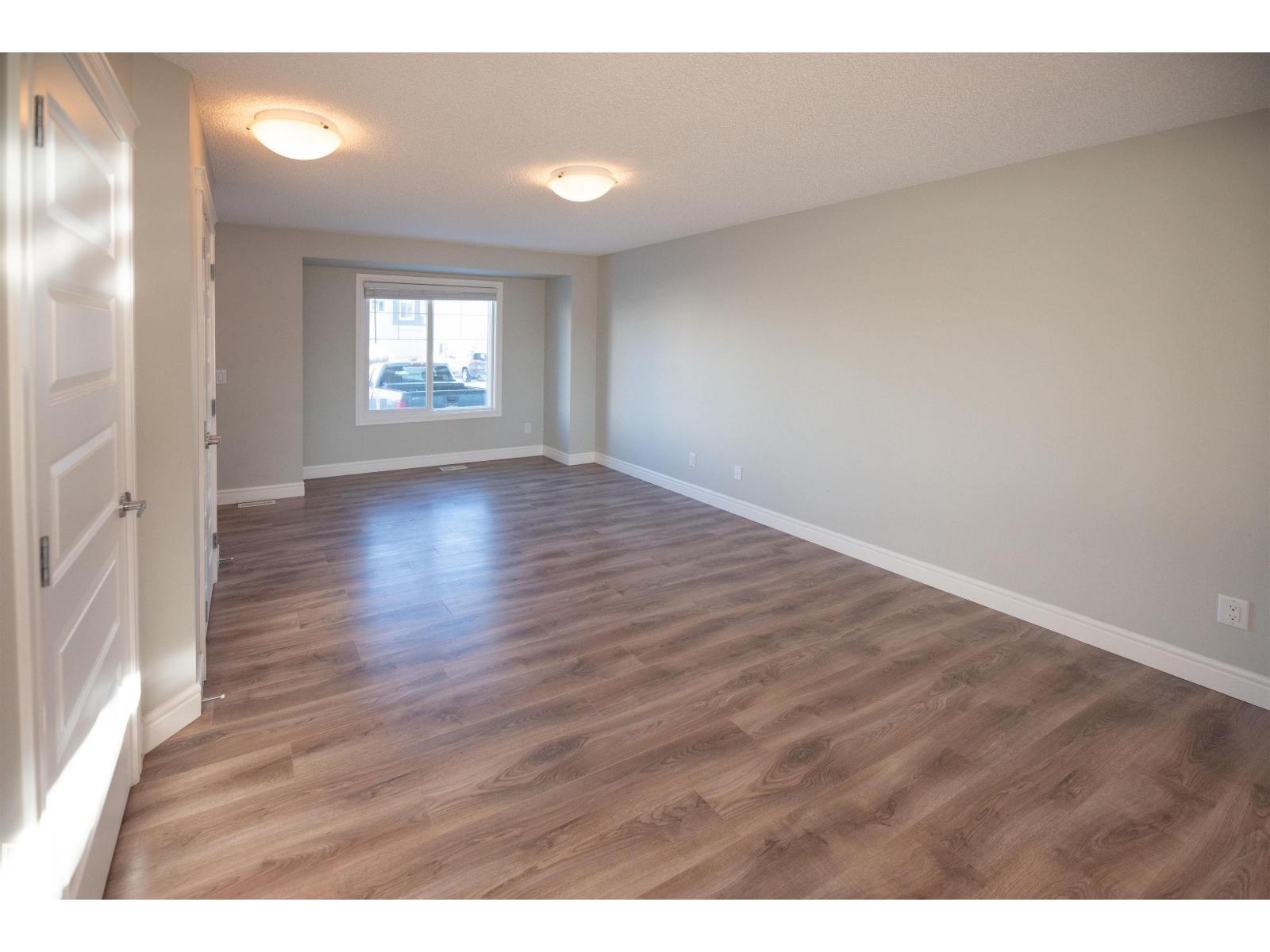 












#6 330 BULYEA RD NW

,
Edmonton,




Alberta
T6R0W8

